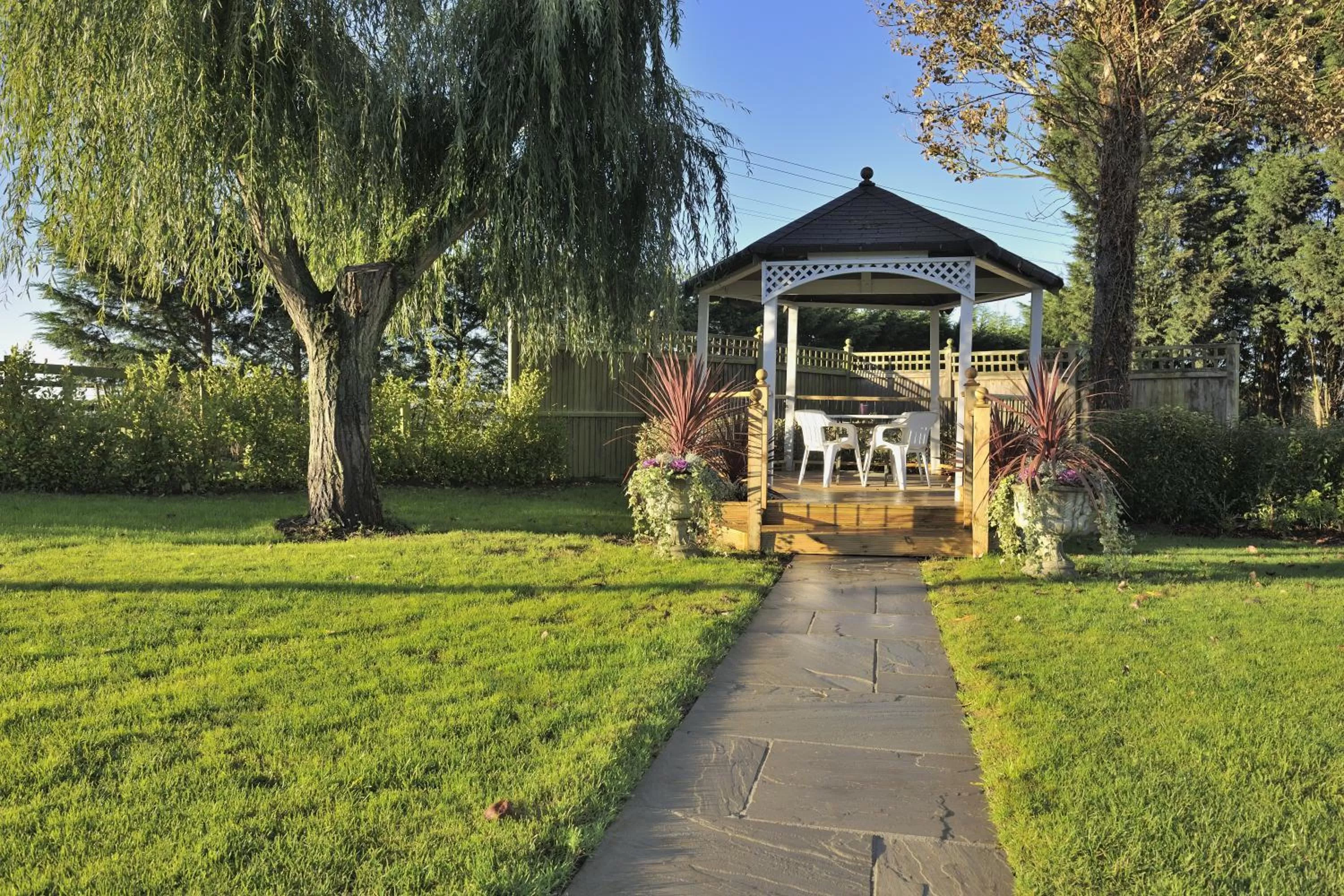 Garden in The Crescent Turner Hotel