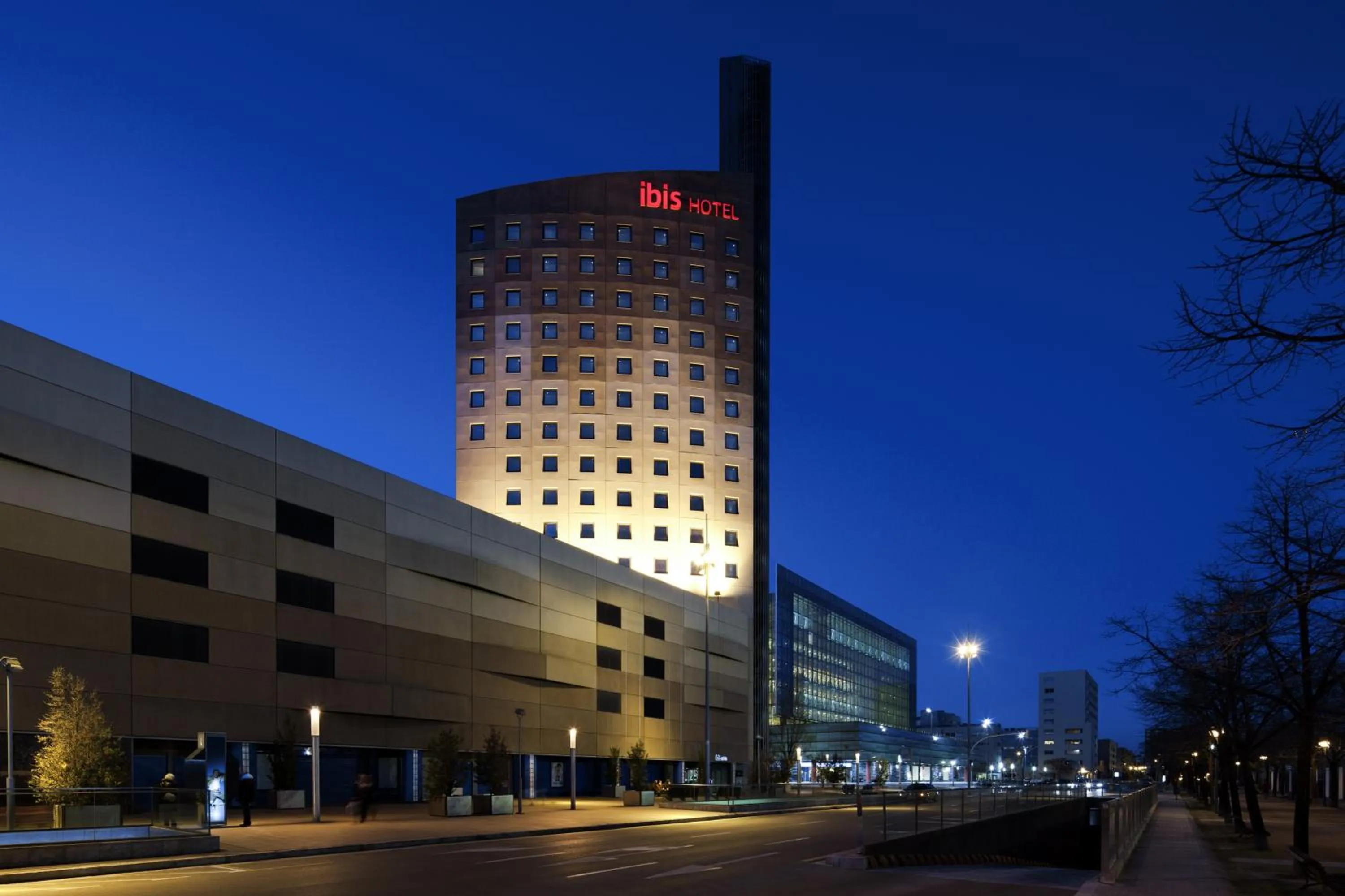 Property building in Ibis Barcelona Meridiana