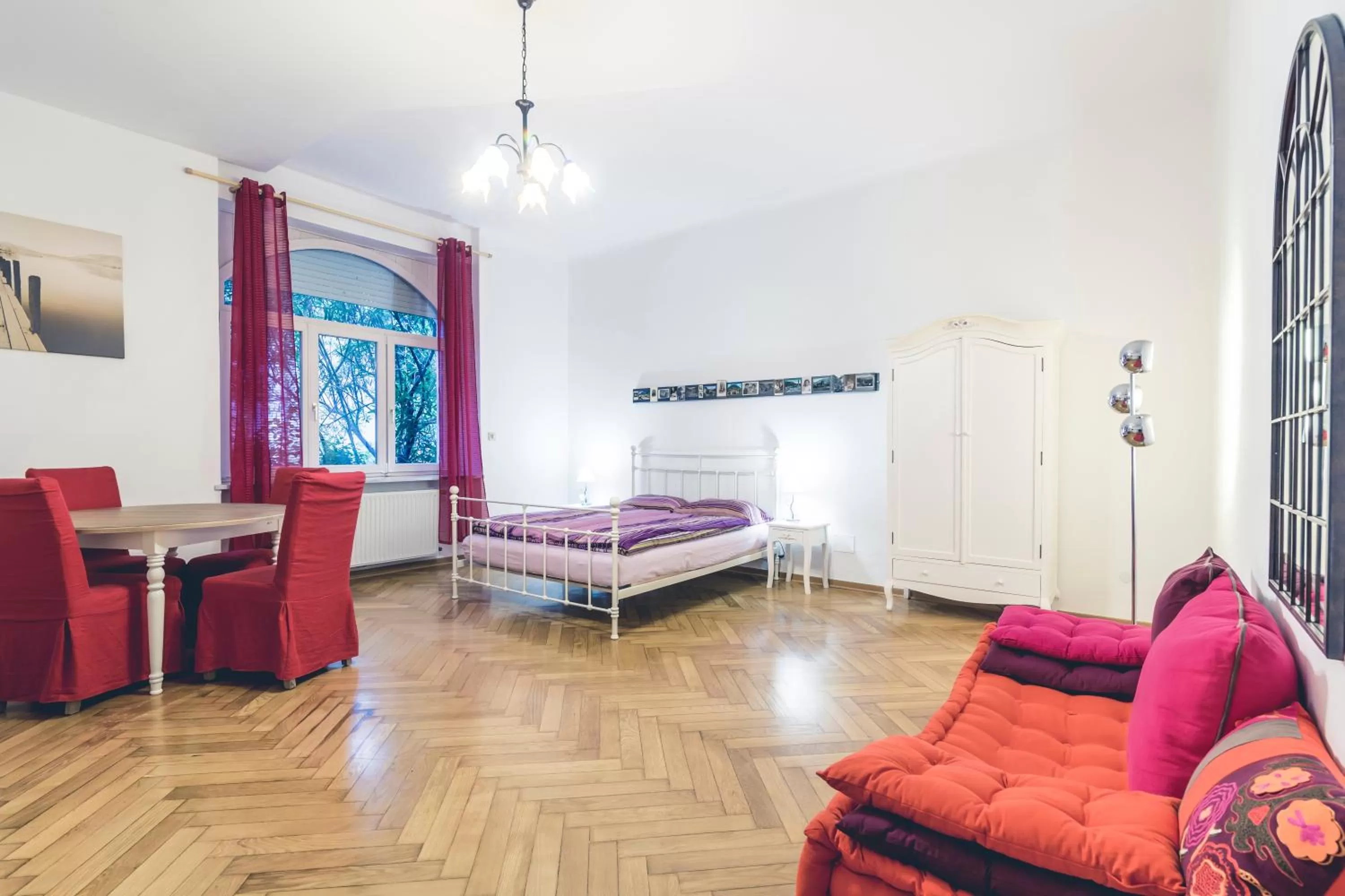 Photo of the whole room, Bed in Bolzano Rooms