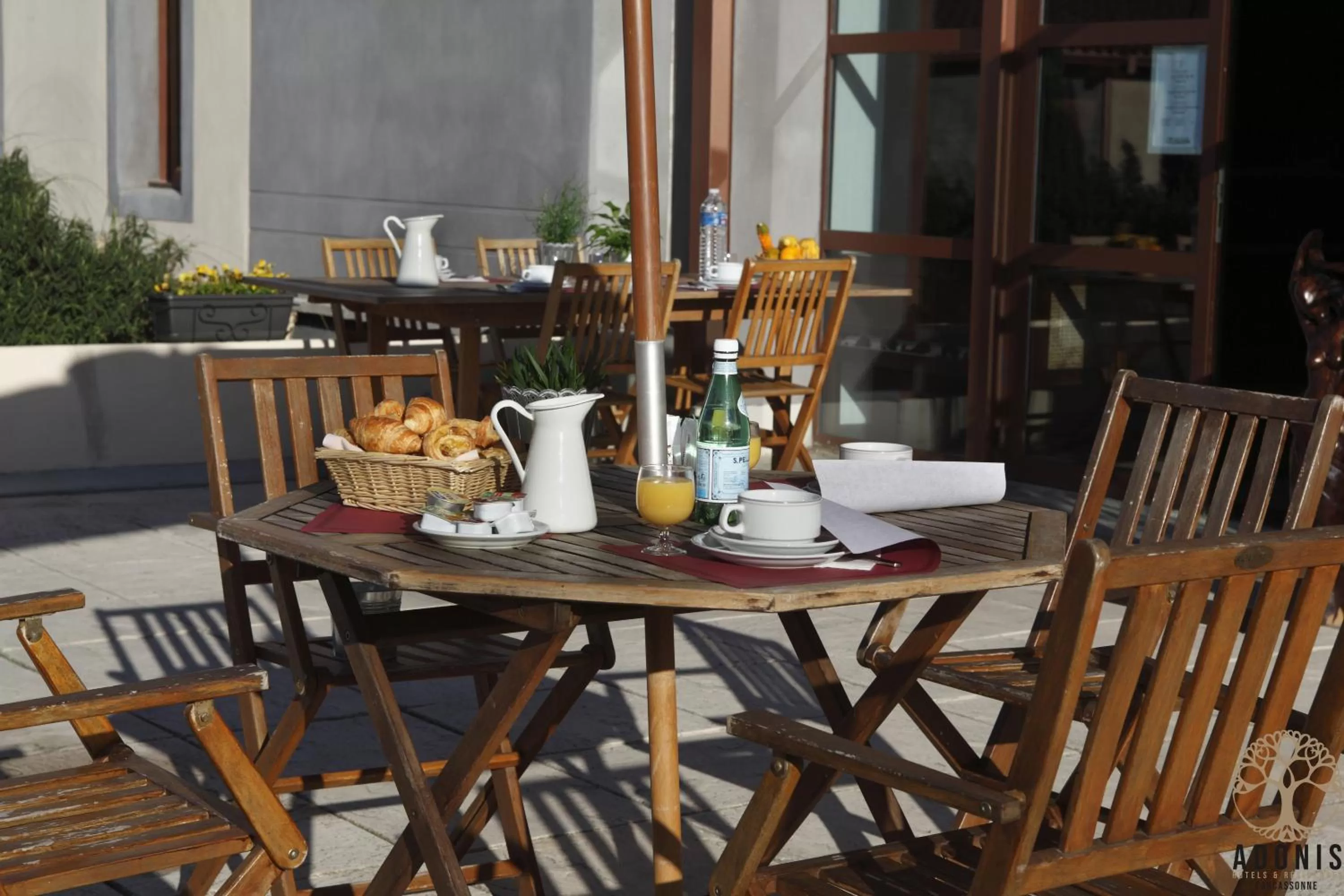 Patio in Adonis Carcassonne