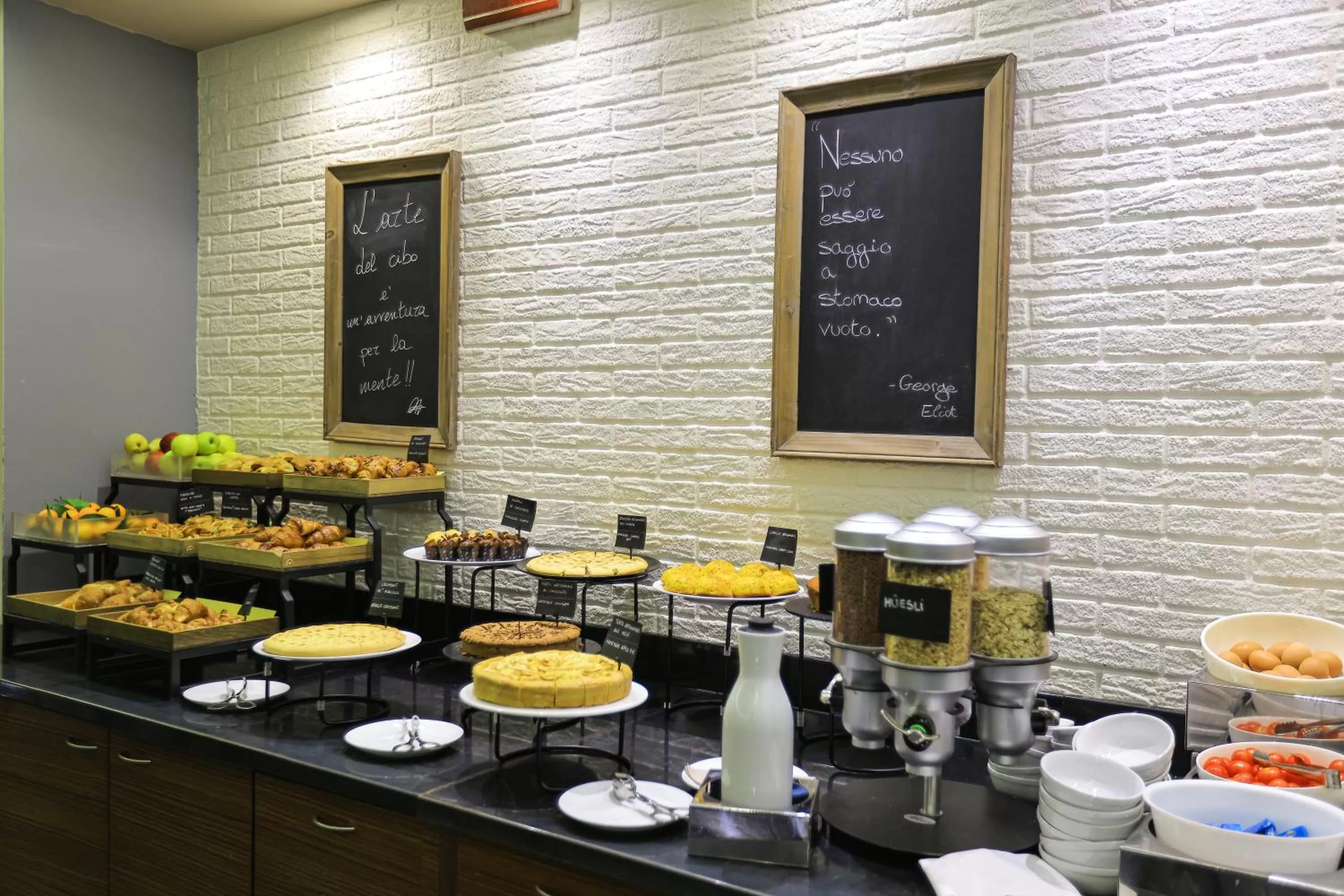 La Meridiana Bleisure Hotel