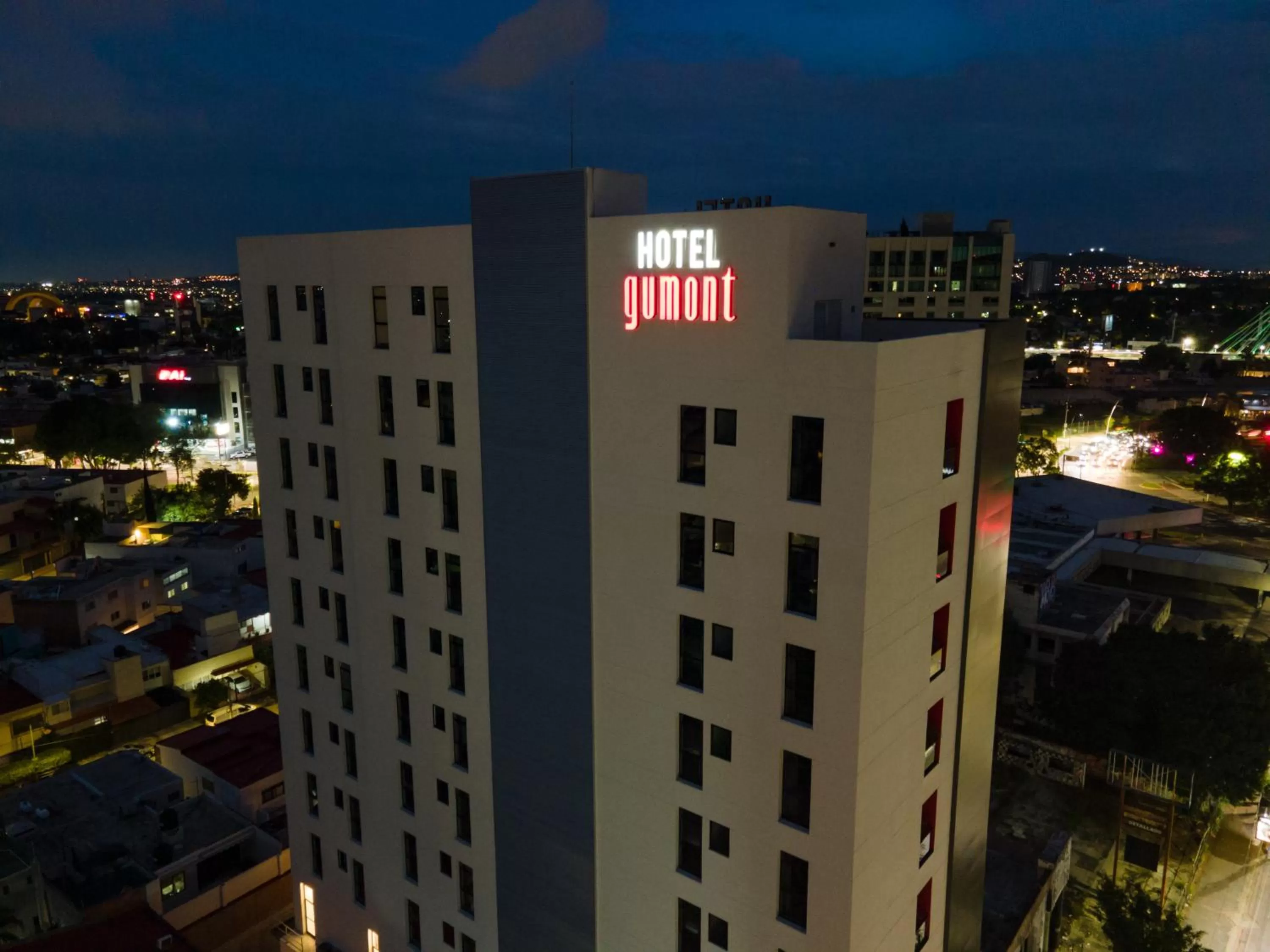 Property building in Gumont Guadalajara López Mateos - Minerva