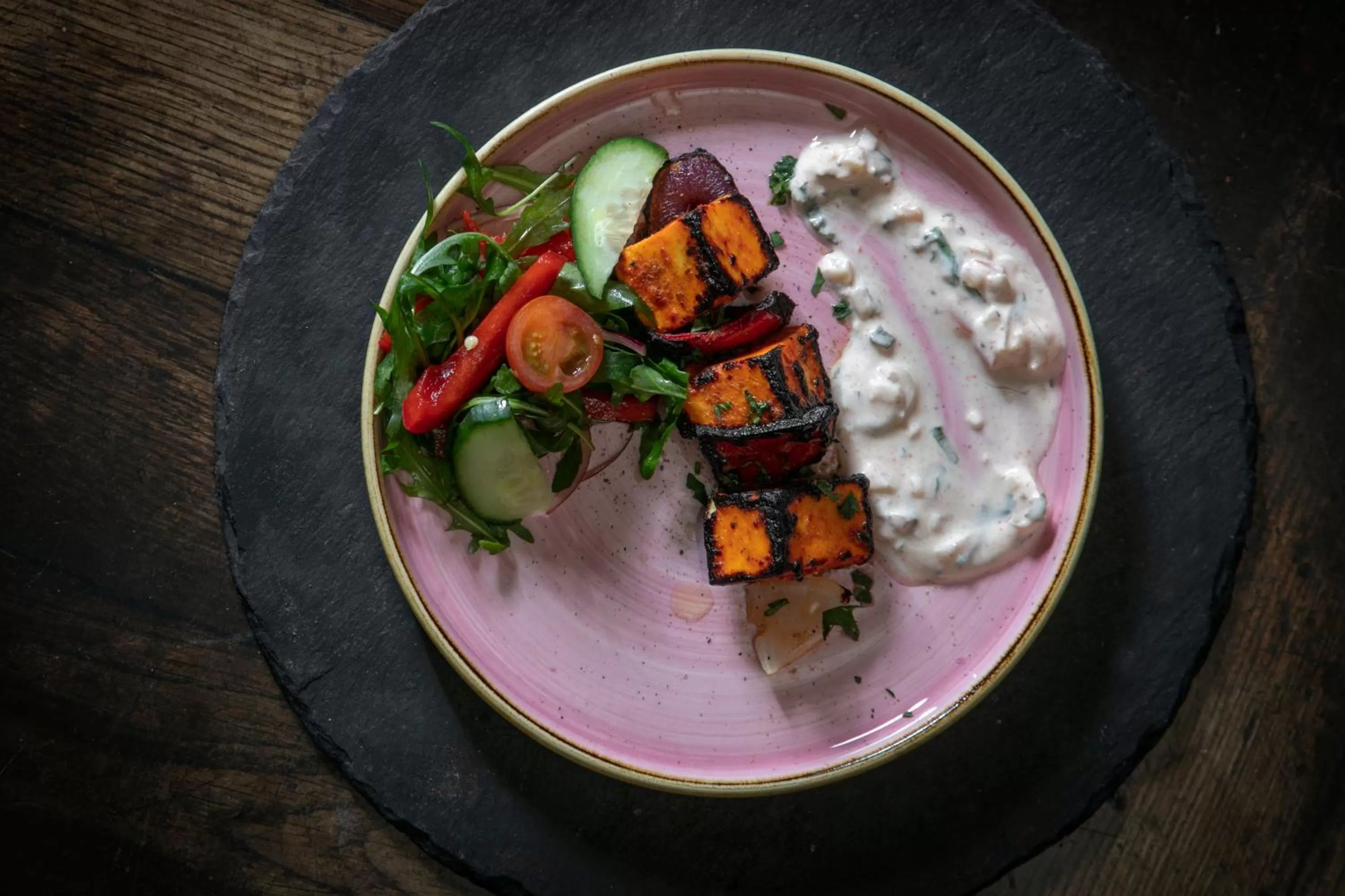 Restaurant/places to eat in The Crown London, WorldHotels Distinctive