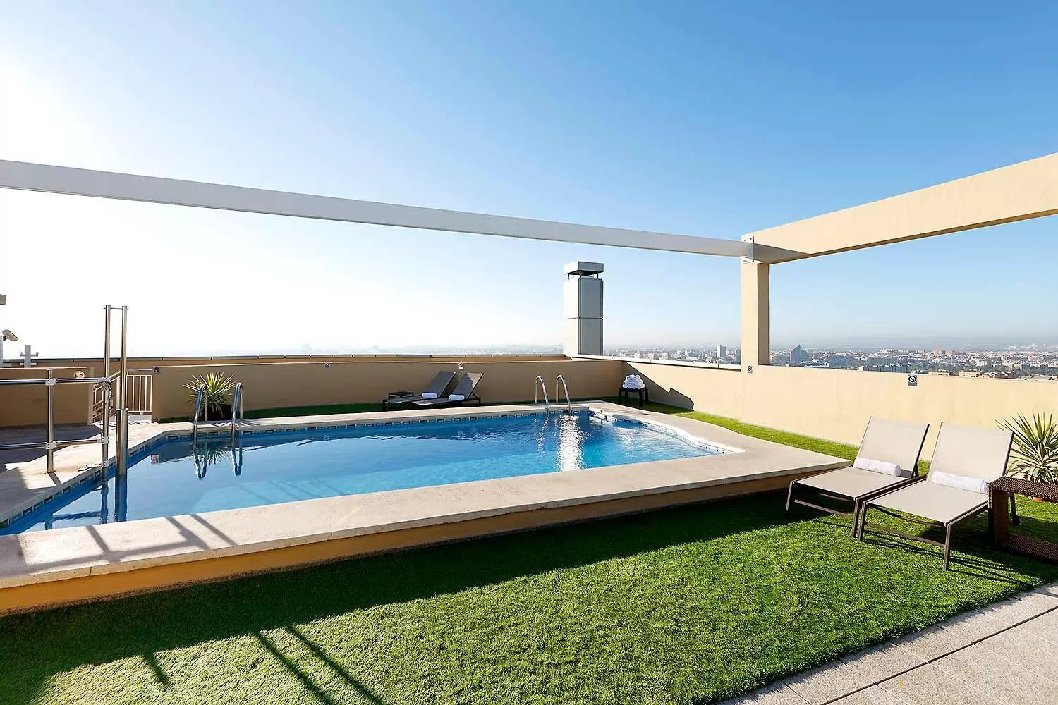 Balcony/Terrace in Eurostars Gran Valencia