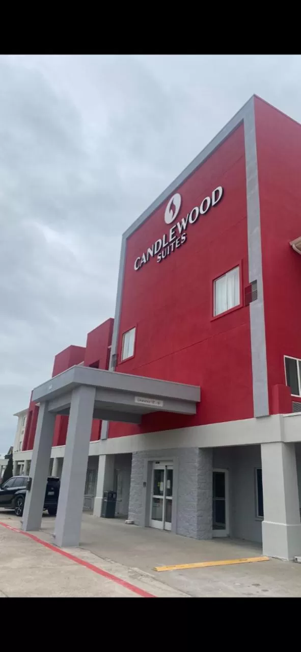 Property building in Candlewood Suites DFW Airport North - Irving by IHG