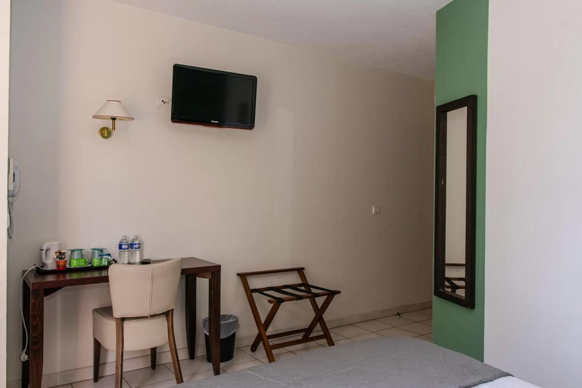 Bedroom in Le Mas De Gaujac