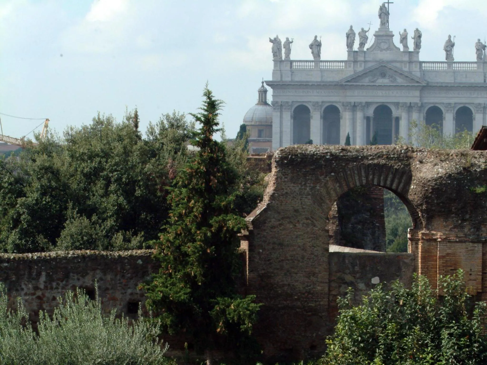 Area and facilities in Domus Sessoriana