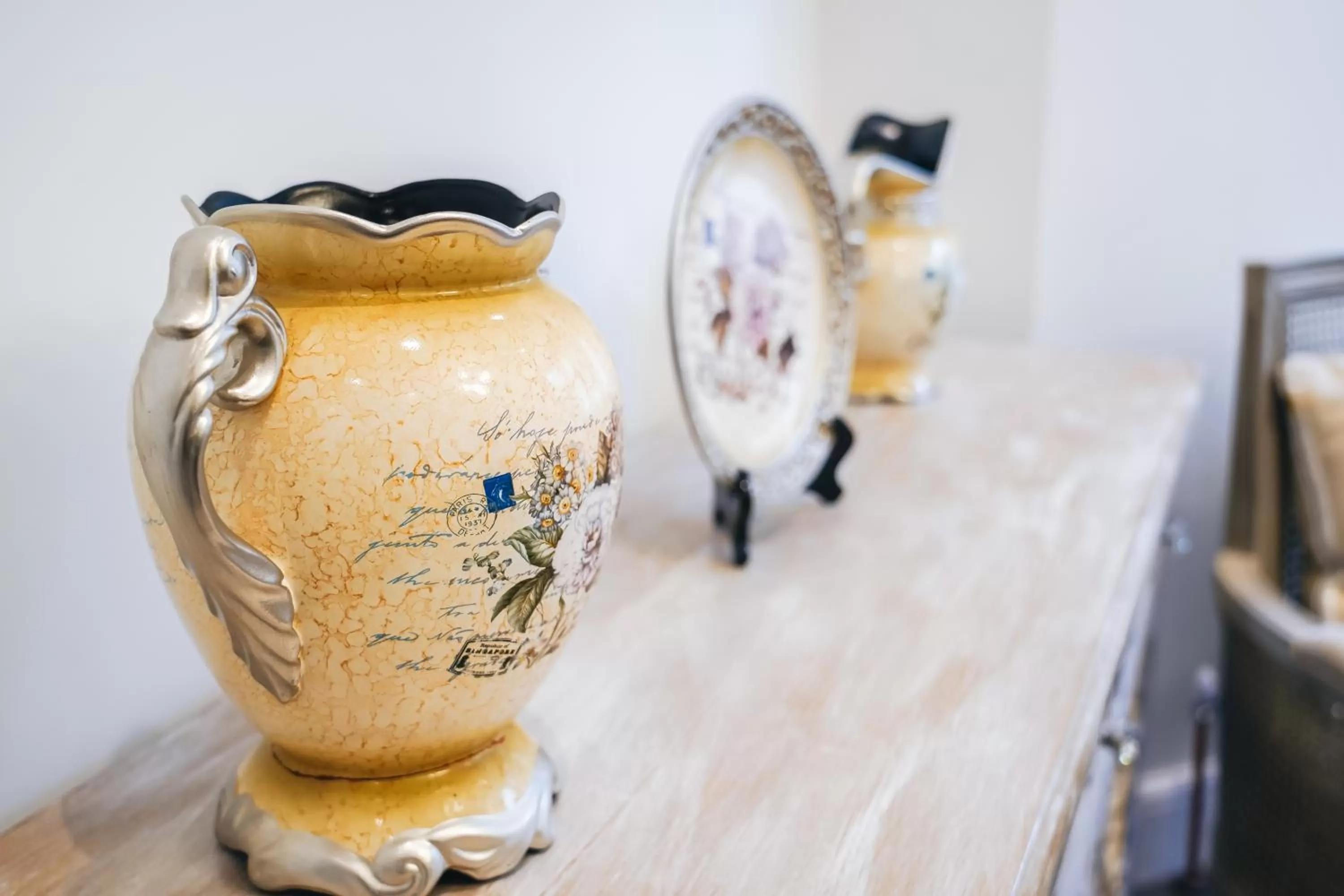 Decorative detail in The Avonmore Olympia