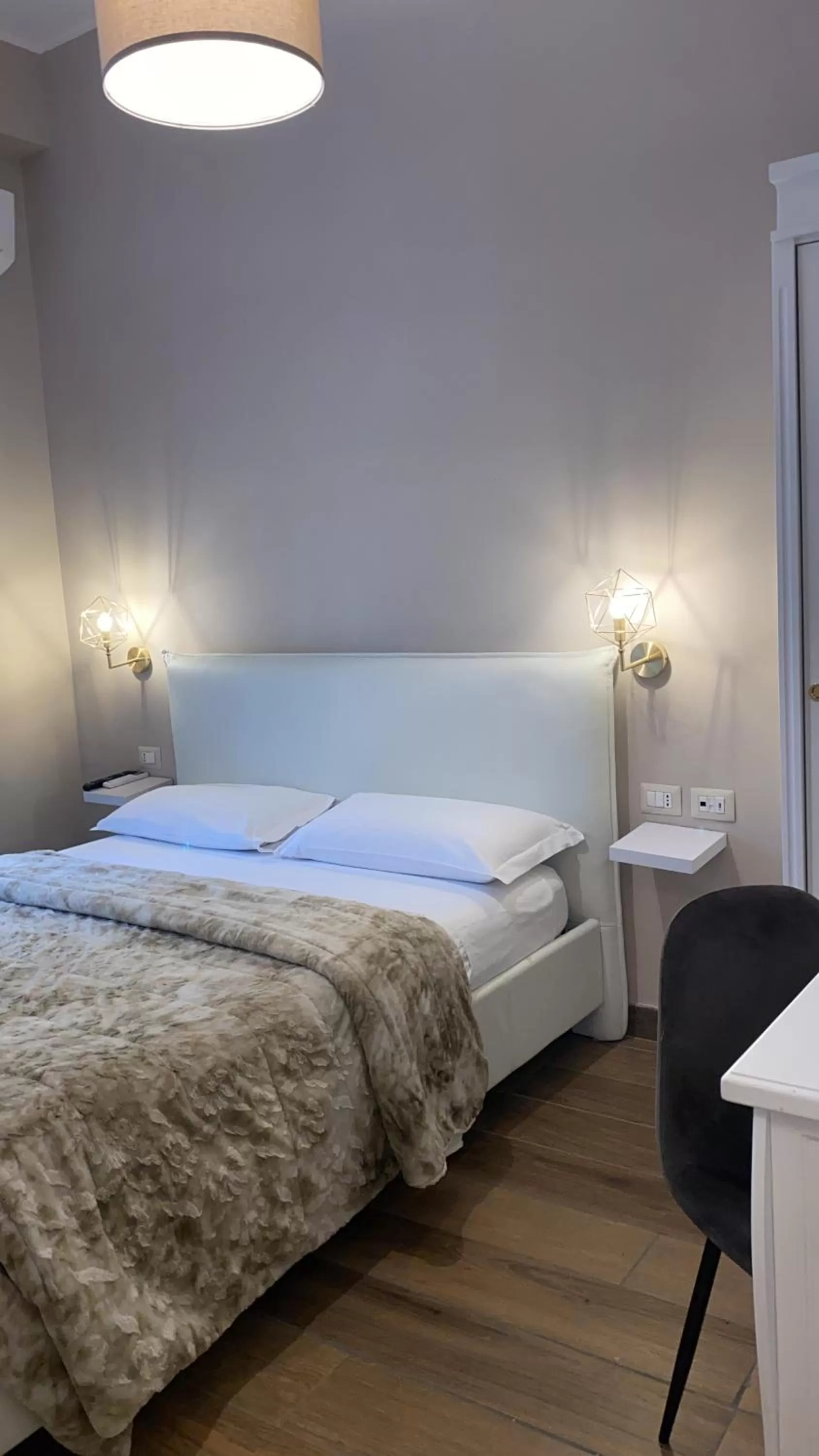 Bed in B&B Partenopeo