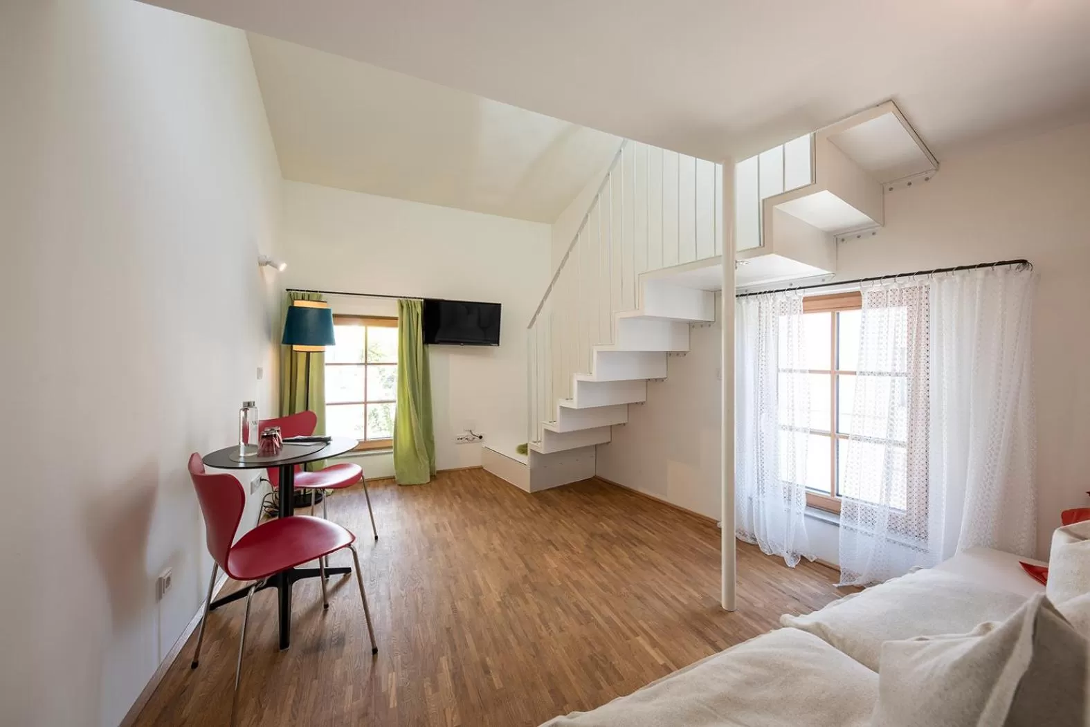 Bed in pradl elf my- apartment