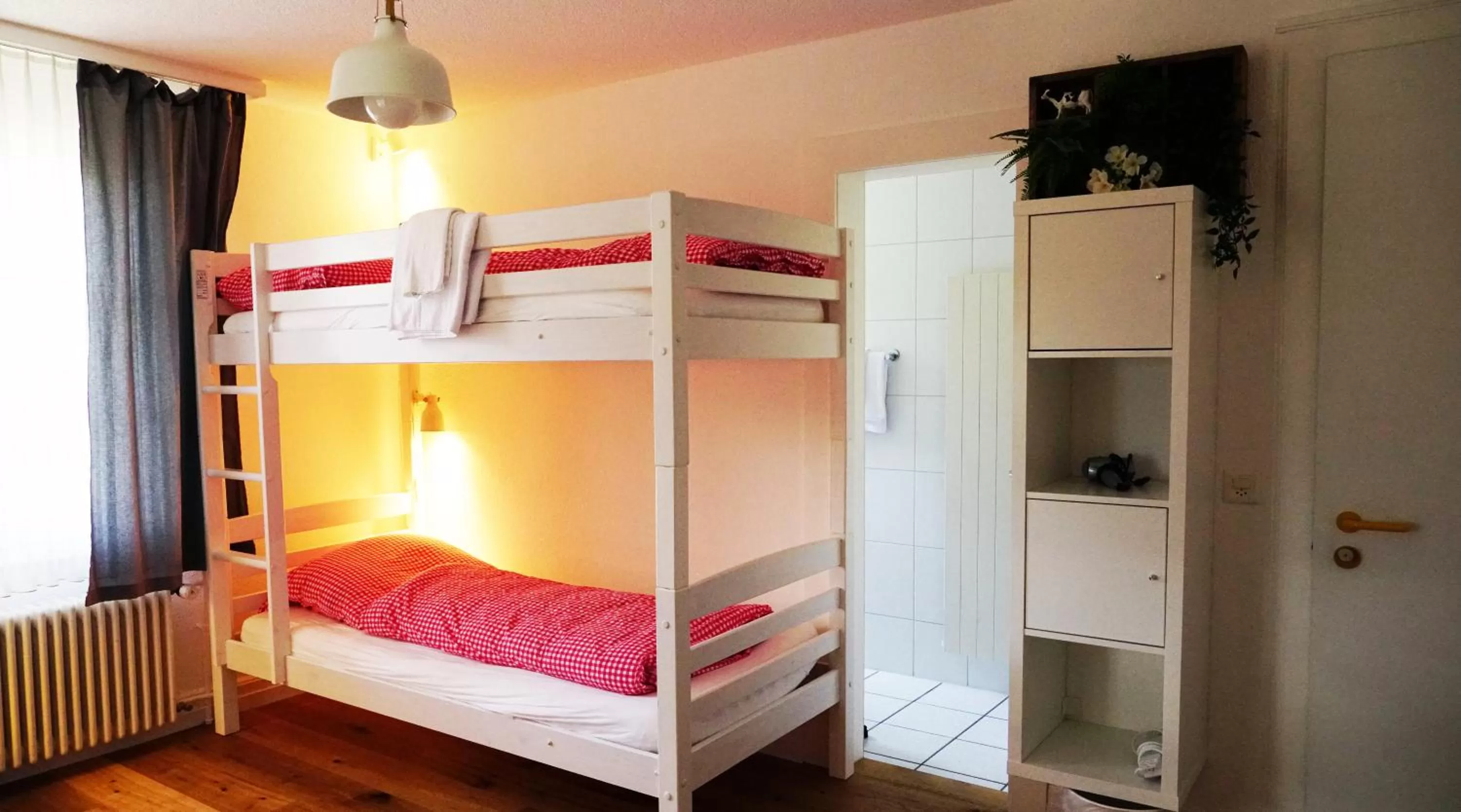 Bedroom, Bed in Adventure Guesthouse Interlaken