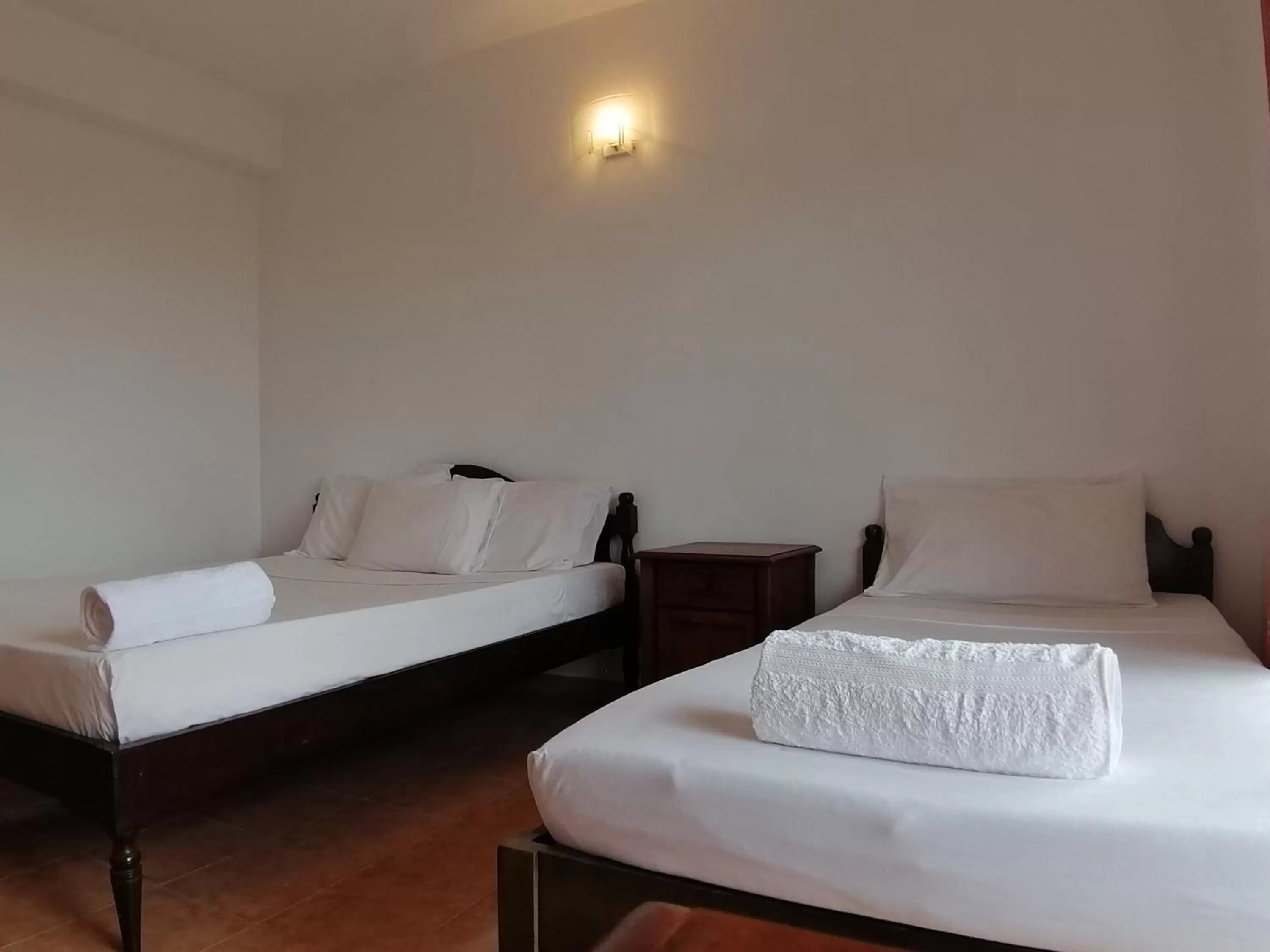 Bed in Kandy Highland Unique Hotel