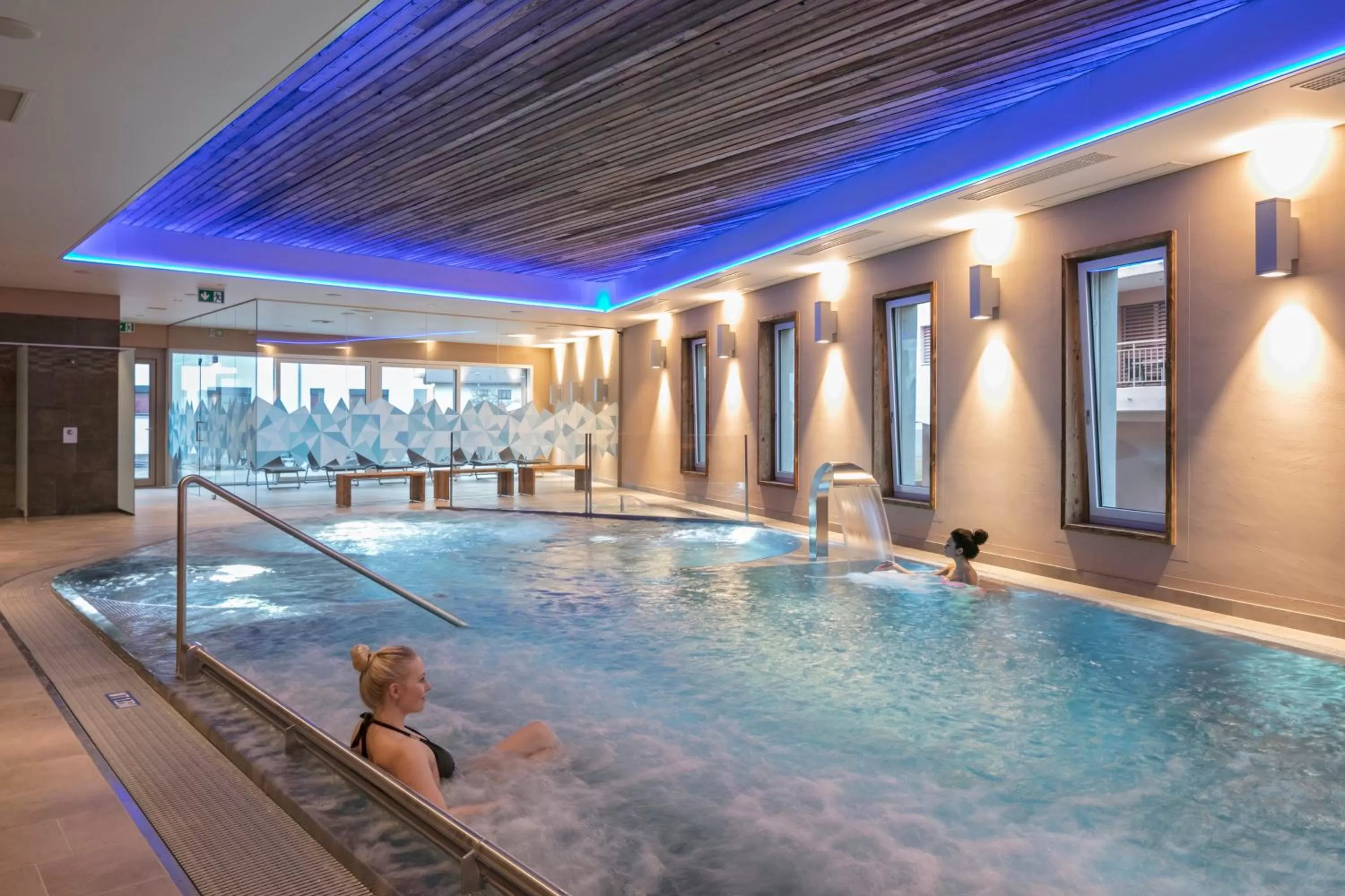 Hot Tub in Hotel Alex Business & SPA