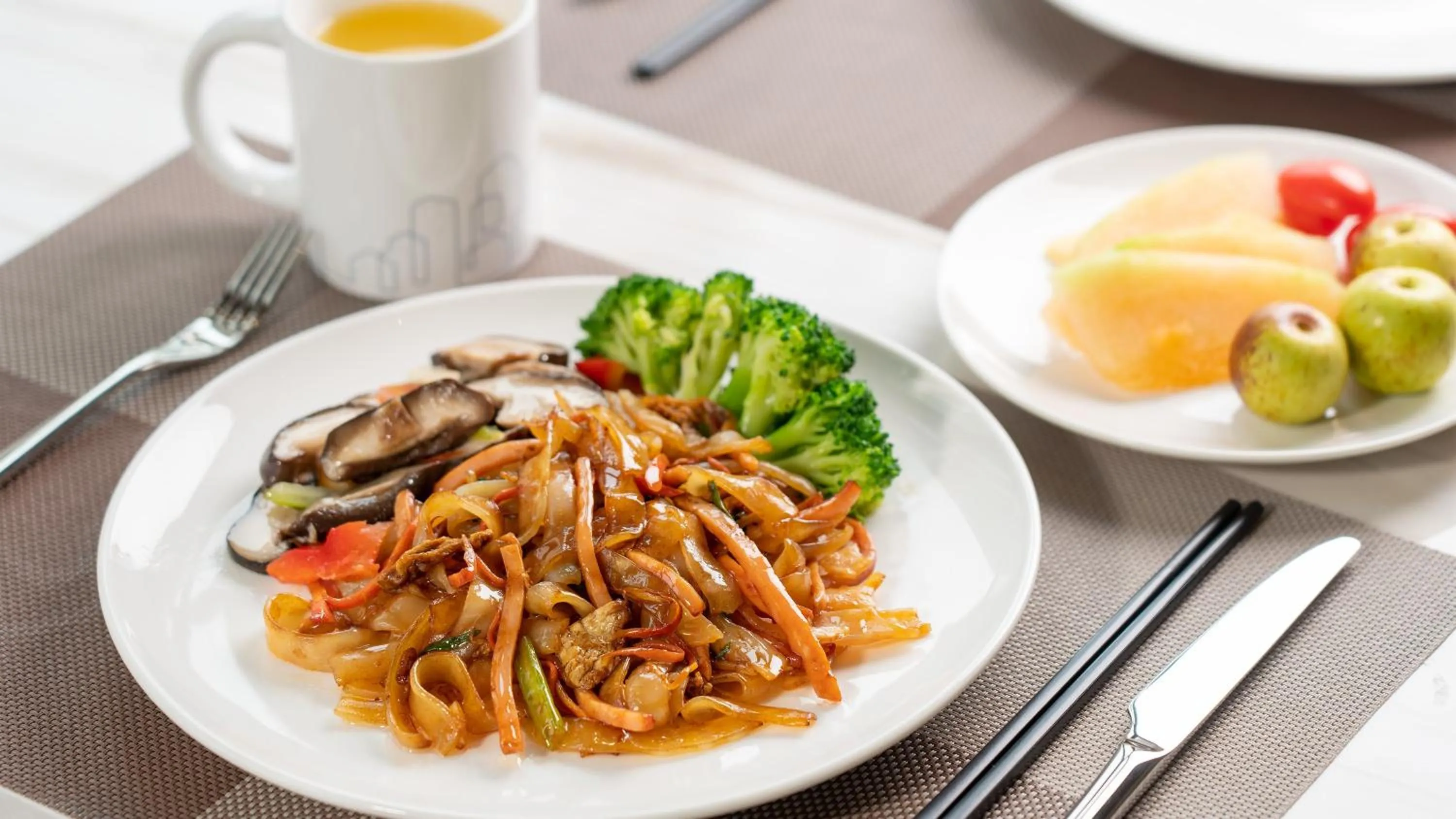 Breakfast in Holiday Inn Express Chengdu Pidu by IHG