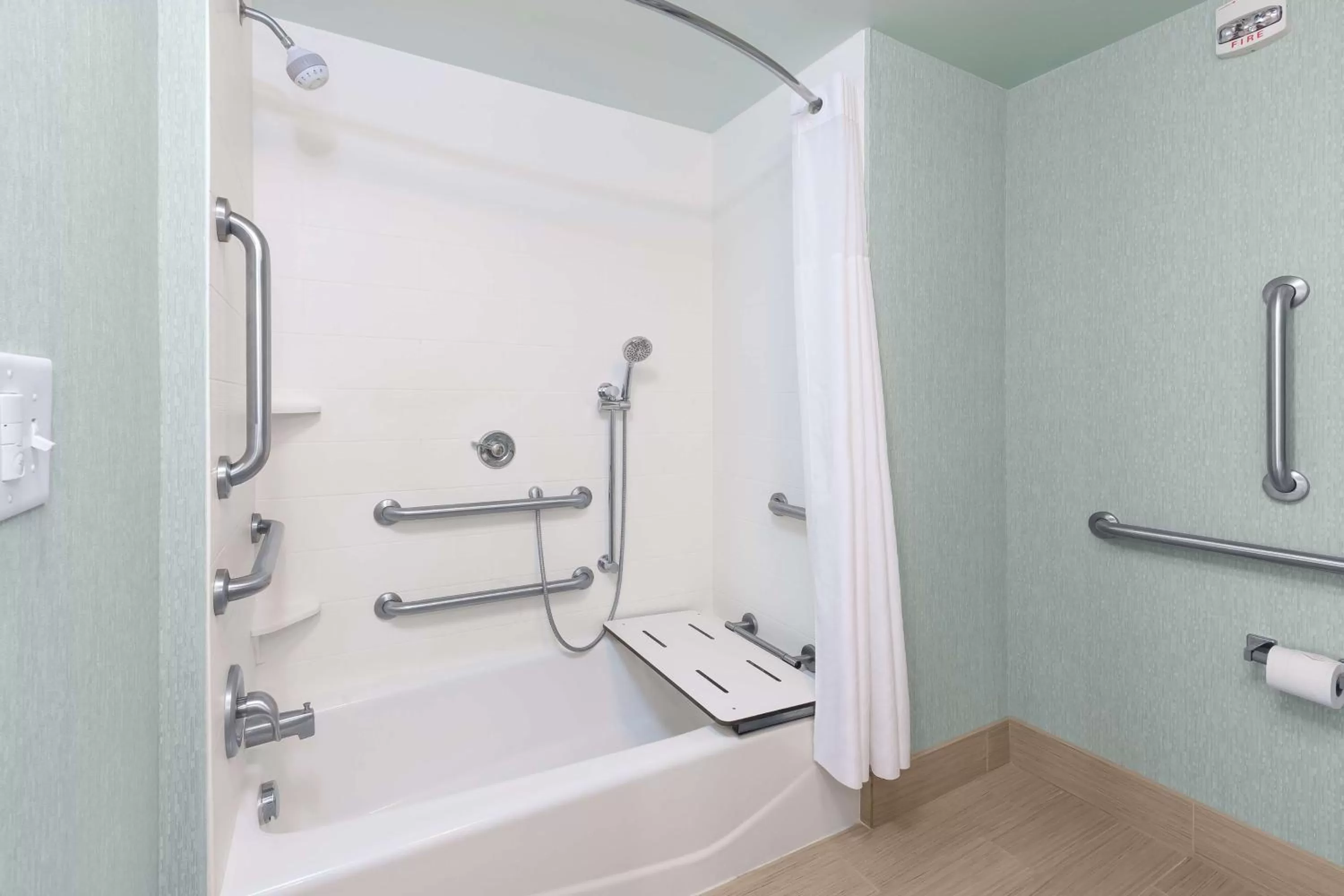 Bathroom in Hampton Inn & Suites by Hilton Carolina Beach Oceanfront