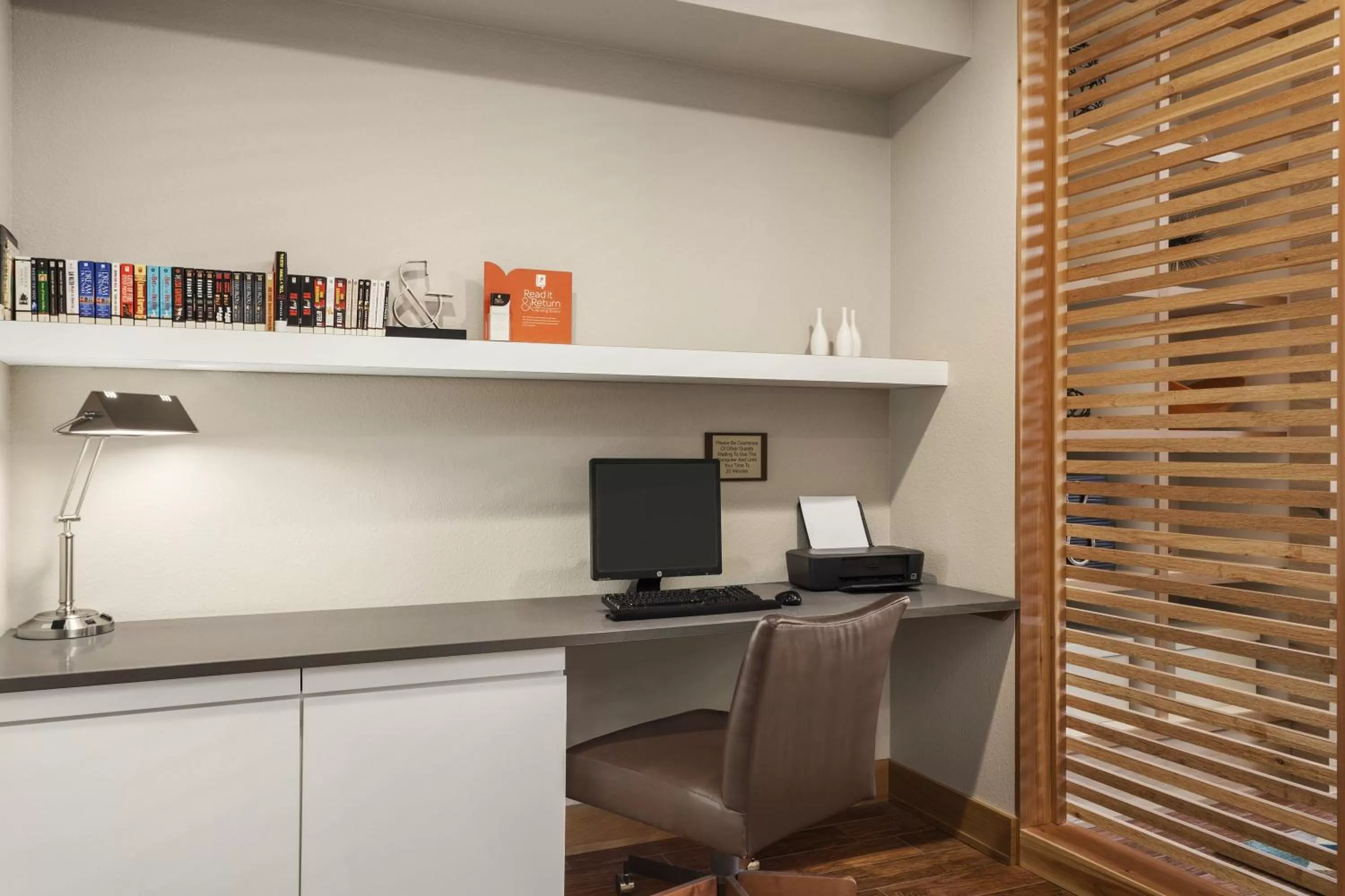 Business facilities in Country Inn & Suites by Radisson, Ames, IA