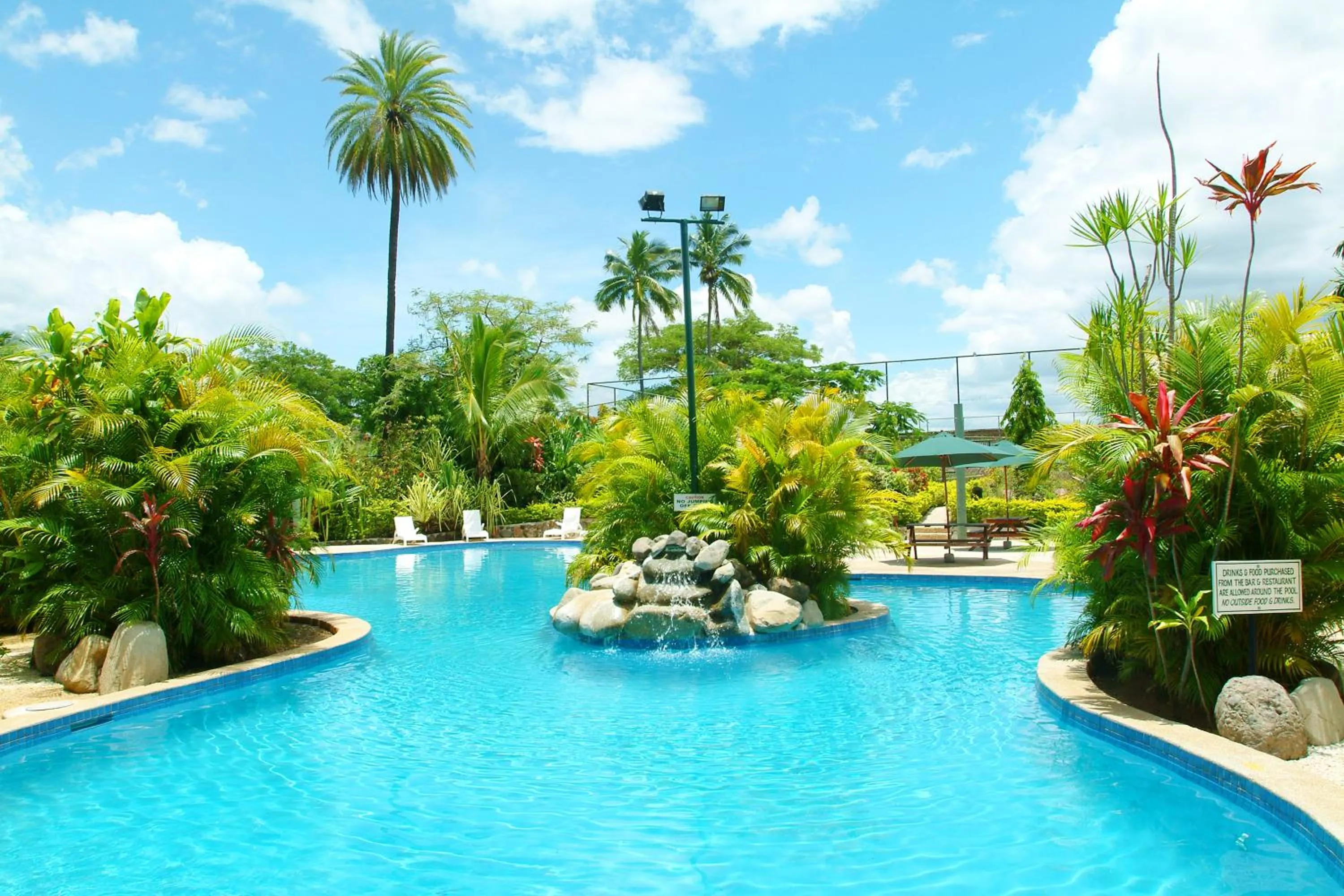 Swimming pool in Grand West Villas