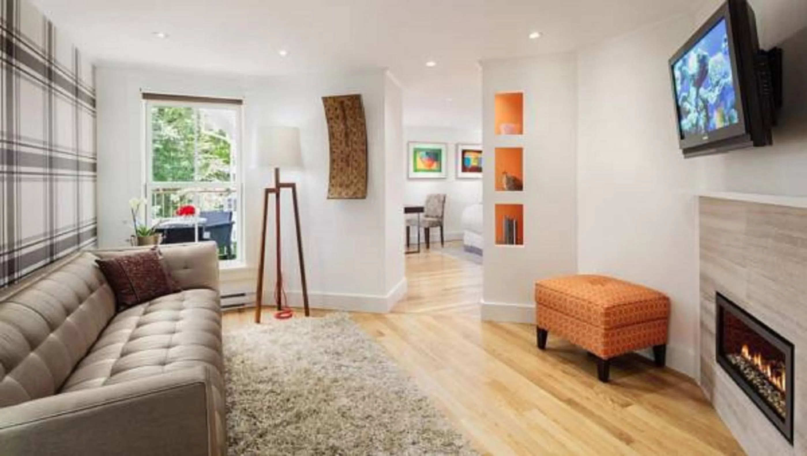 Living room in Relais Chateaux Camden Harbour Inn