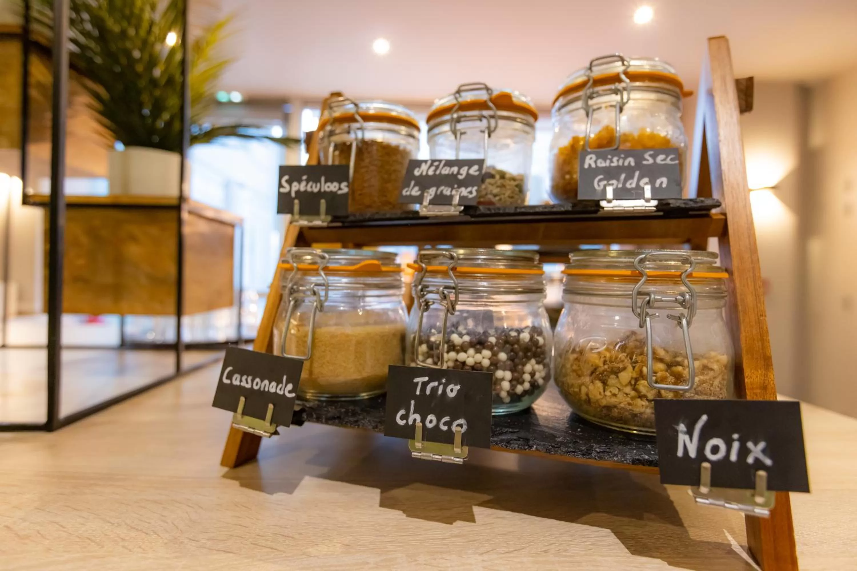 Breakfast in ibis Besançon Centre la City