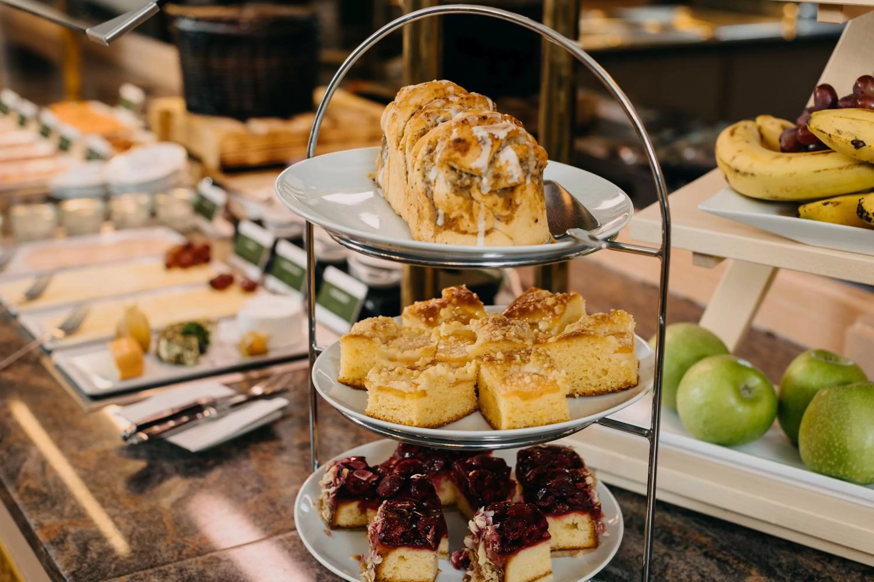 Breakfast in Hotel Forsthaus Nürnberg Fürth