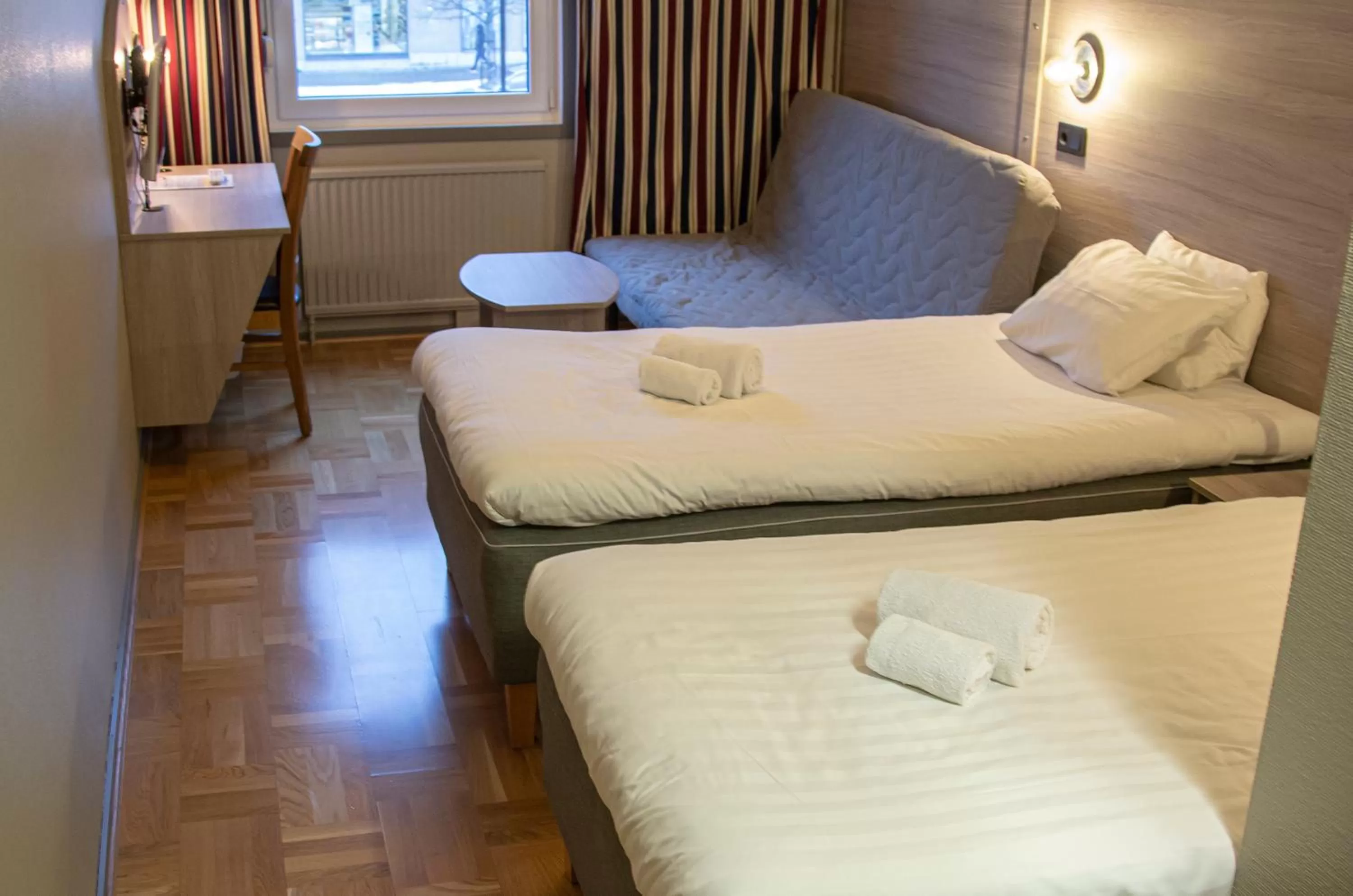 Bed in Hotell Stinsen