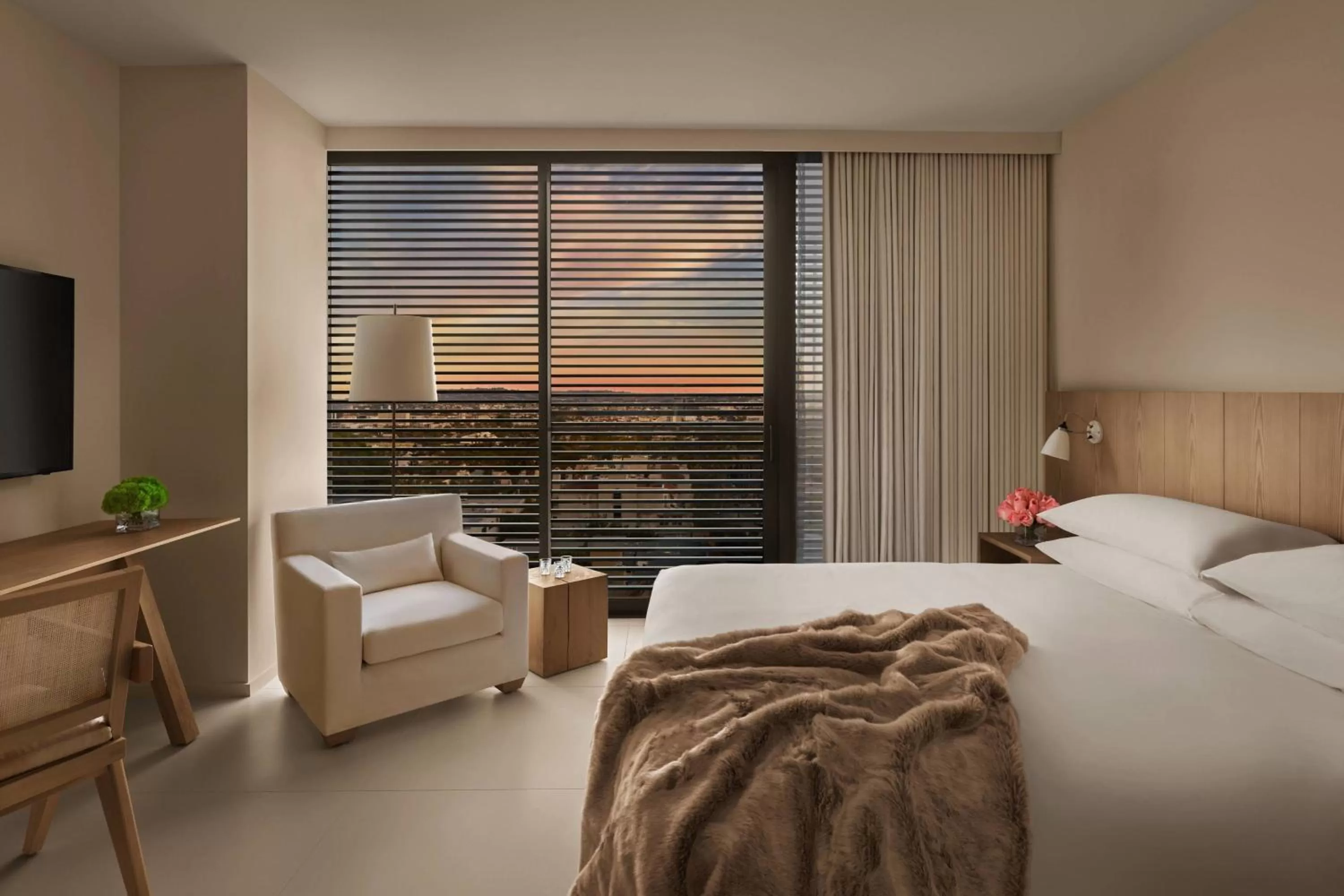 Superior Suite, 1 Bedroom Suite, 1 King, City view in The West Hollywood EDITION