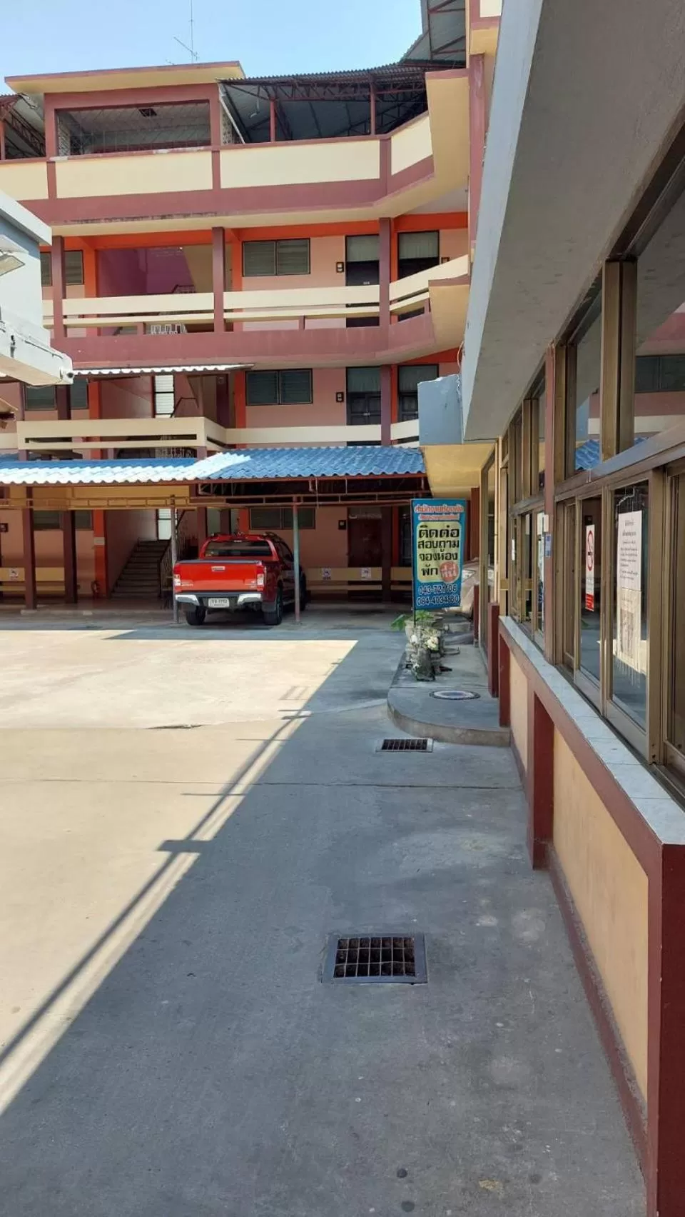 Property building in Sataya Apartment