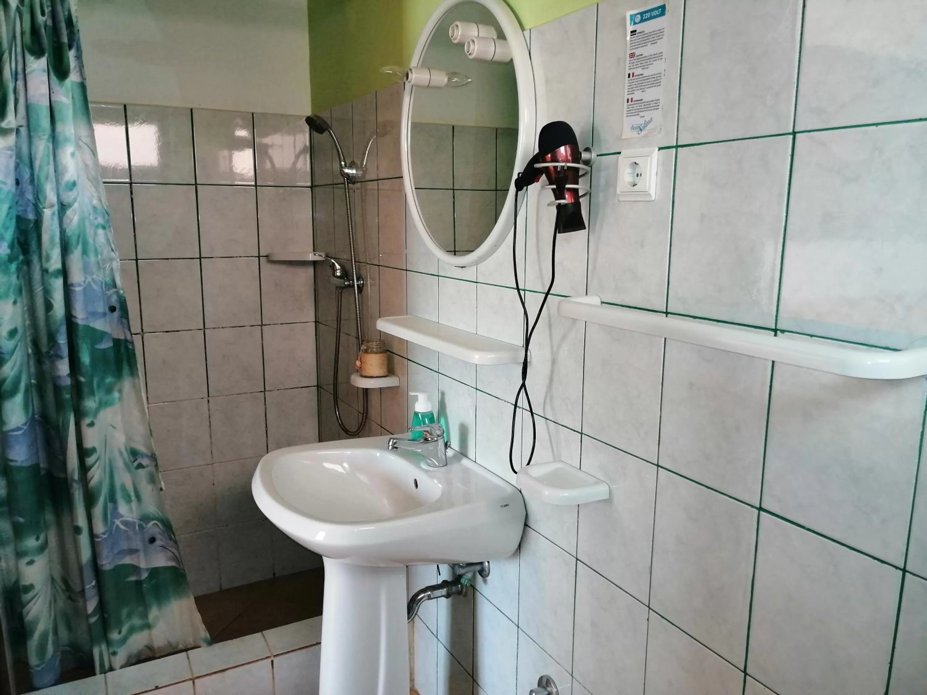 Bathroom in B&B Salinas Boa Vista WiFi FREE