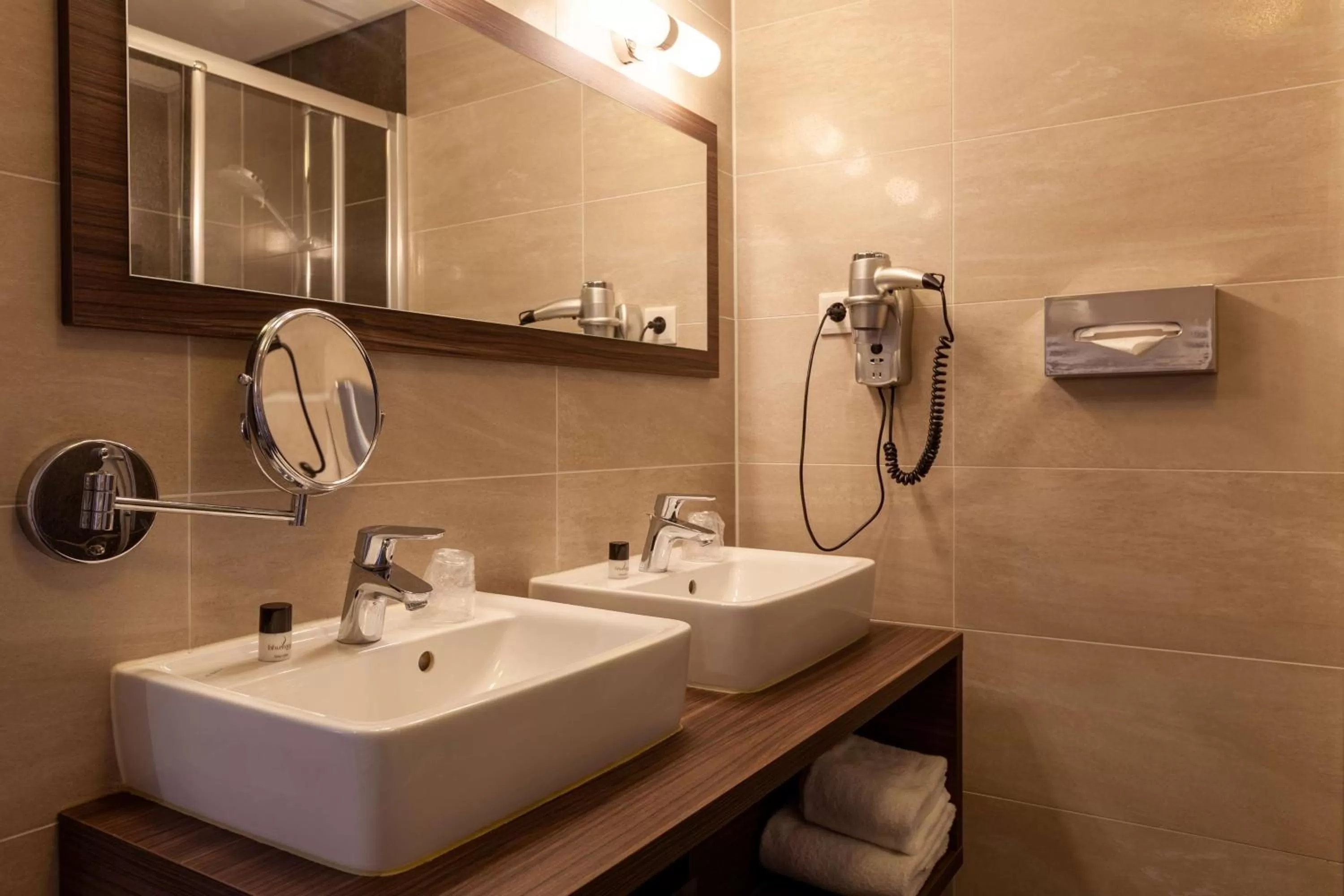 Bedroom in Grand Museum Hotel, BW Signature Collection