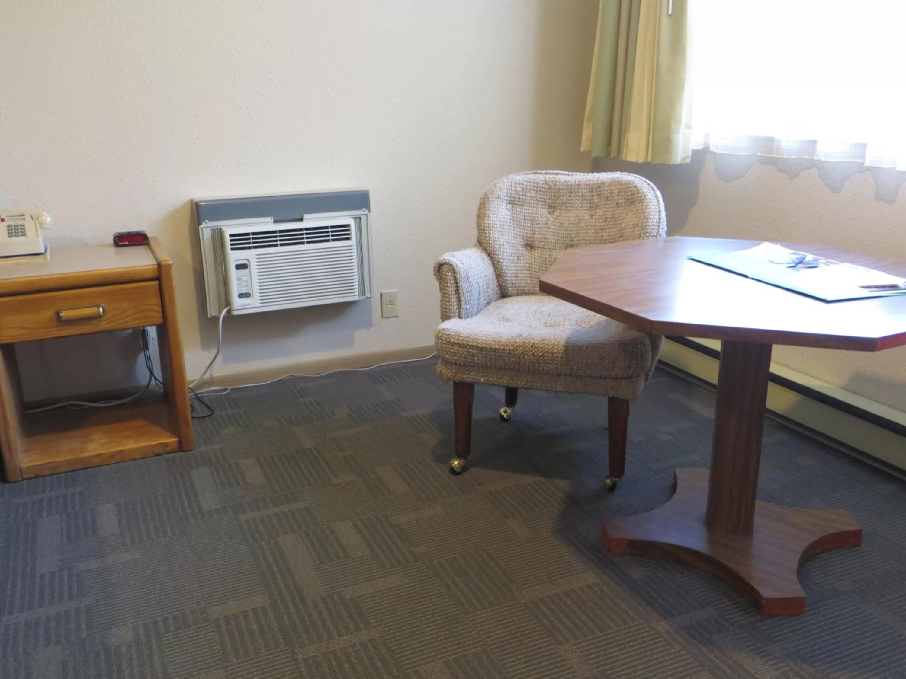 Seating Area in Jailhouse Motel and Casino