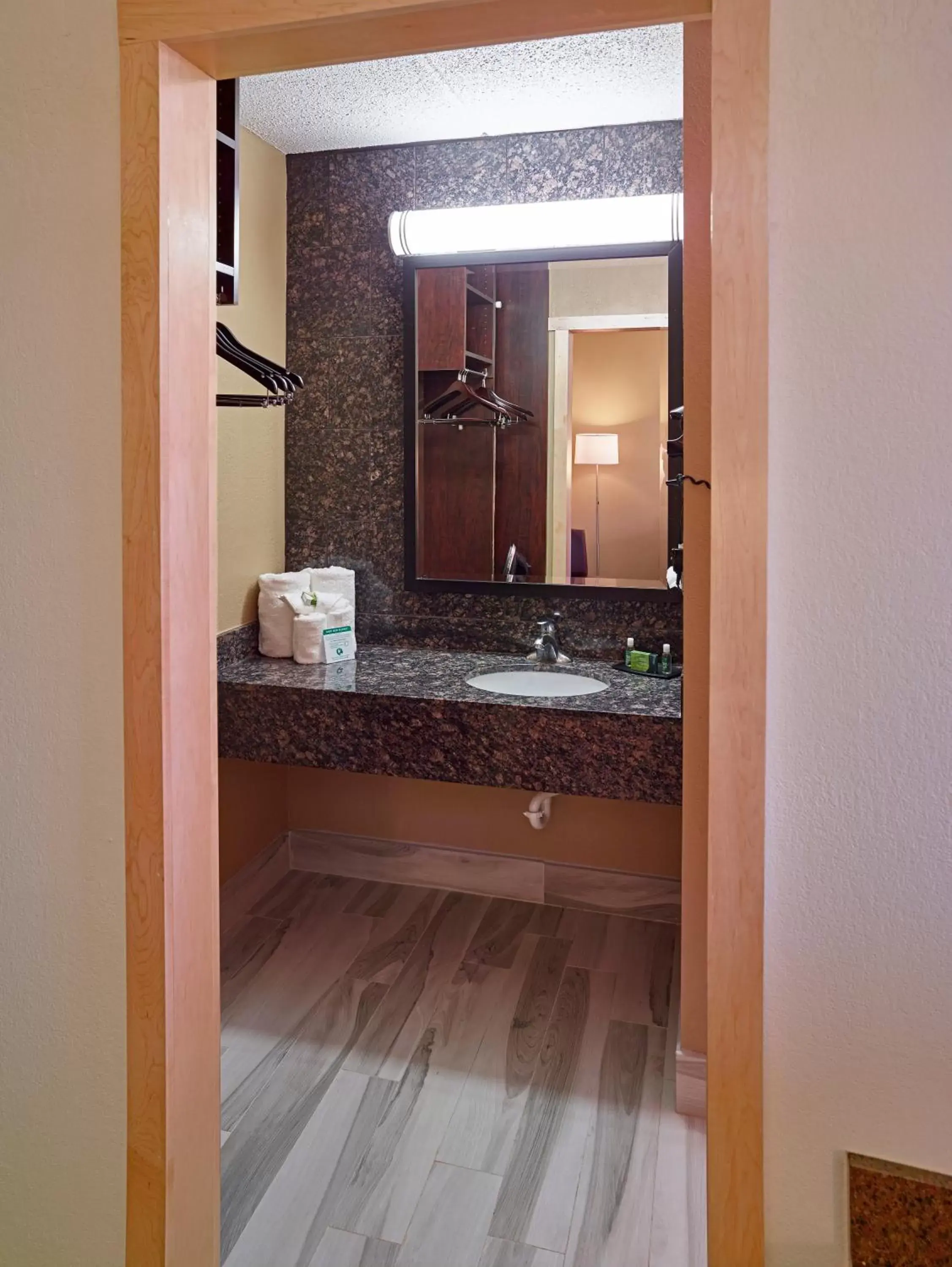 LivINN Hotel Minneapolis South / Burnsville LivINN Hotel Minneapolis South / Burnsville