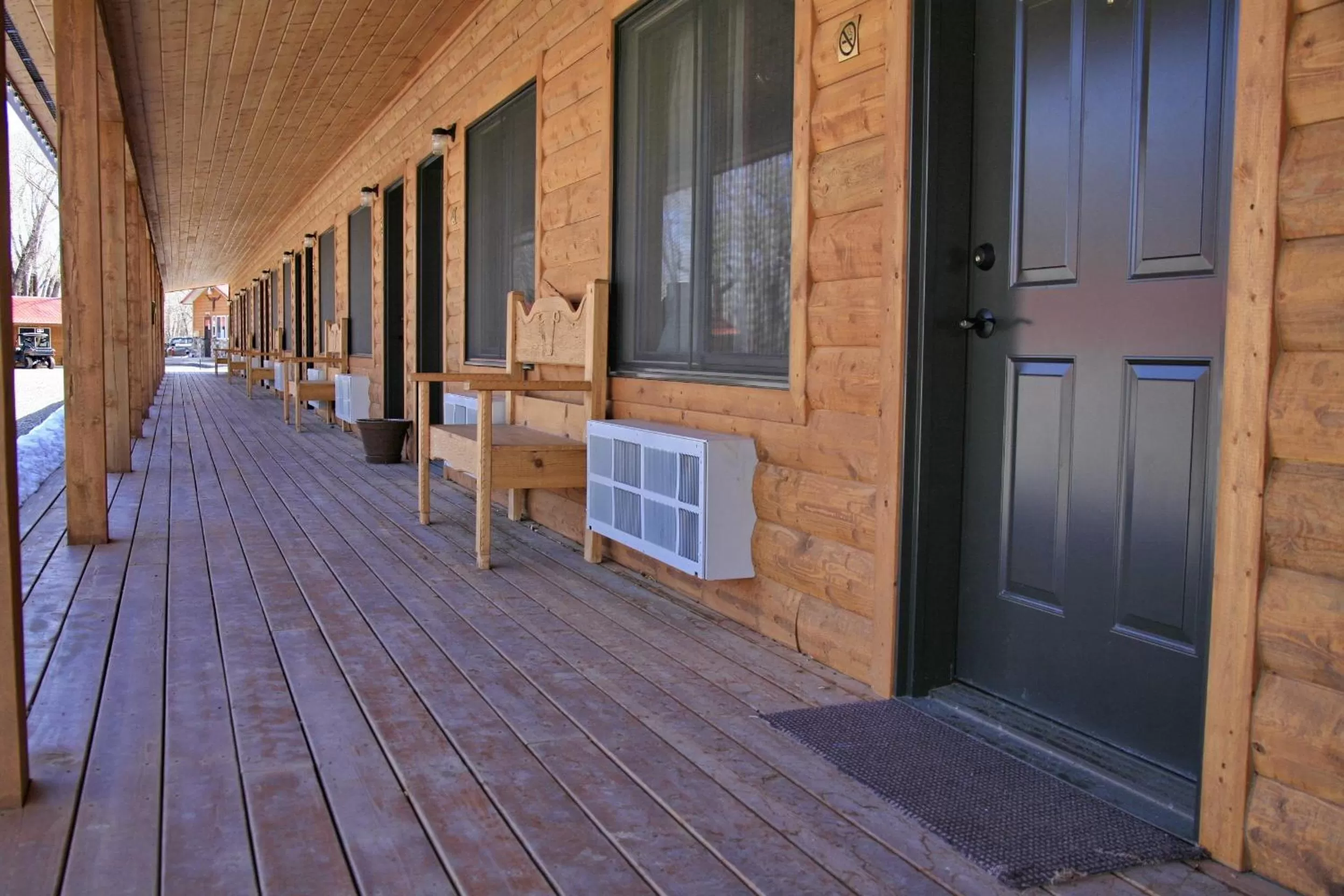 Facade/entrance in The Longhorn Ranch Resort Lodge & RV Park