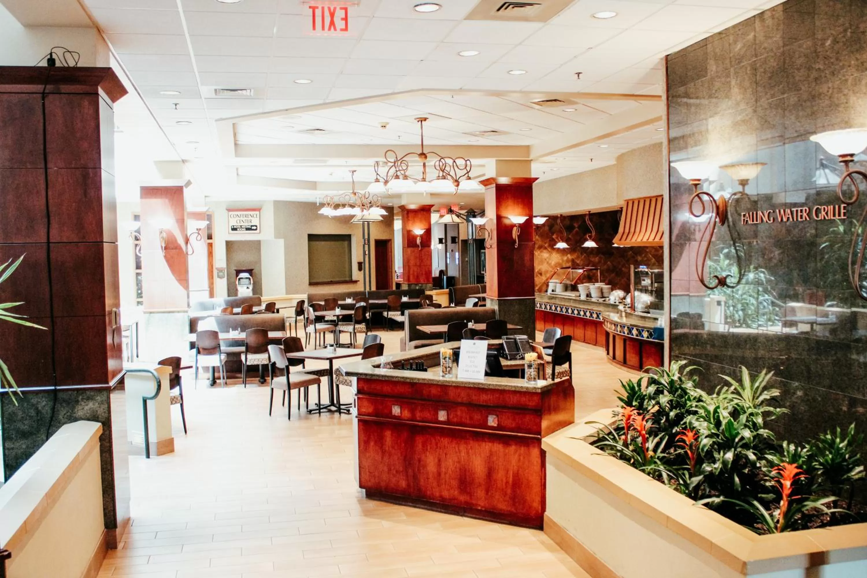 Breakfast in Hotel Topeka at City Center