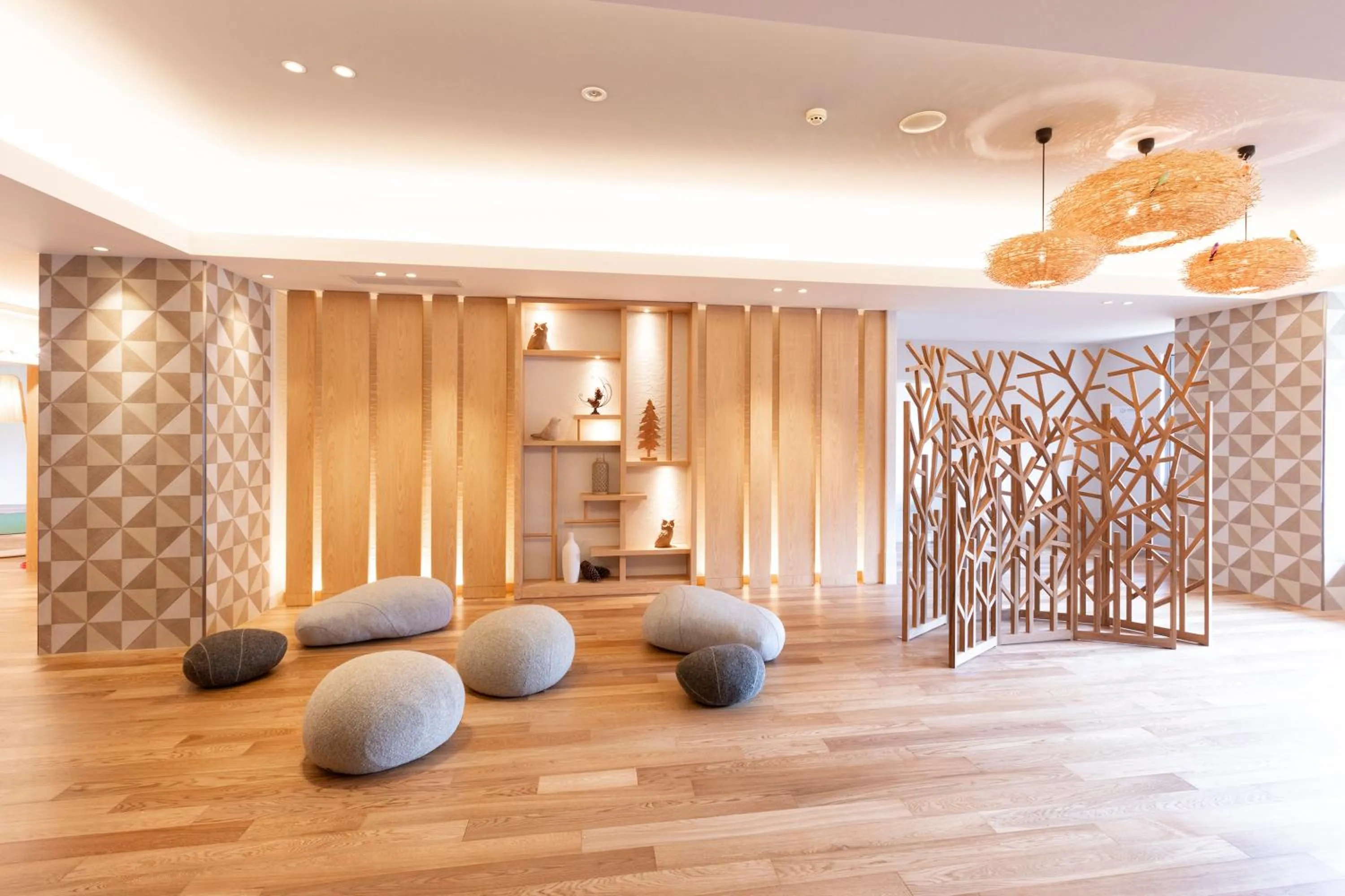 Seating area in Kitayuzawa Mori no soraniwa