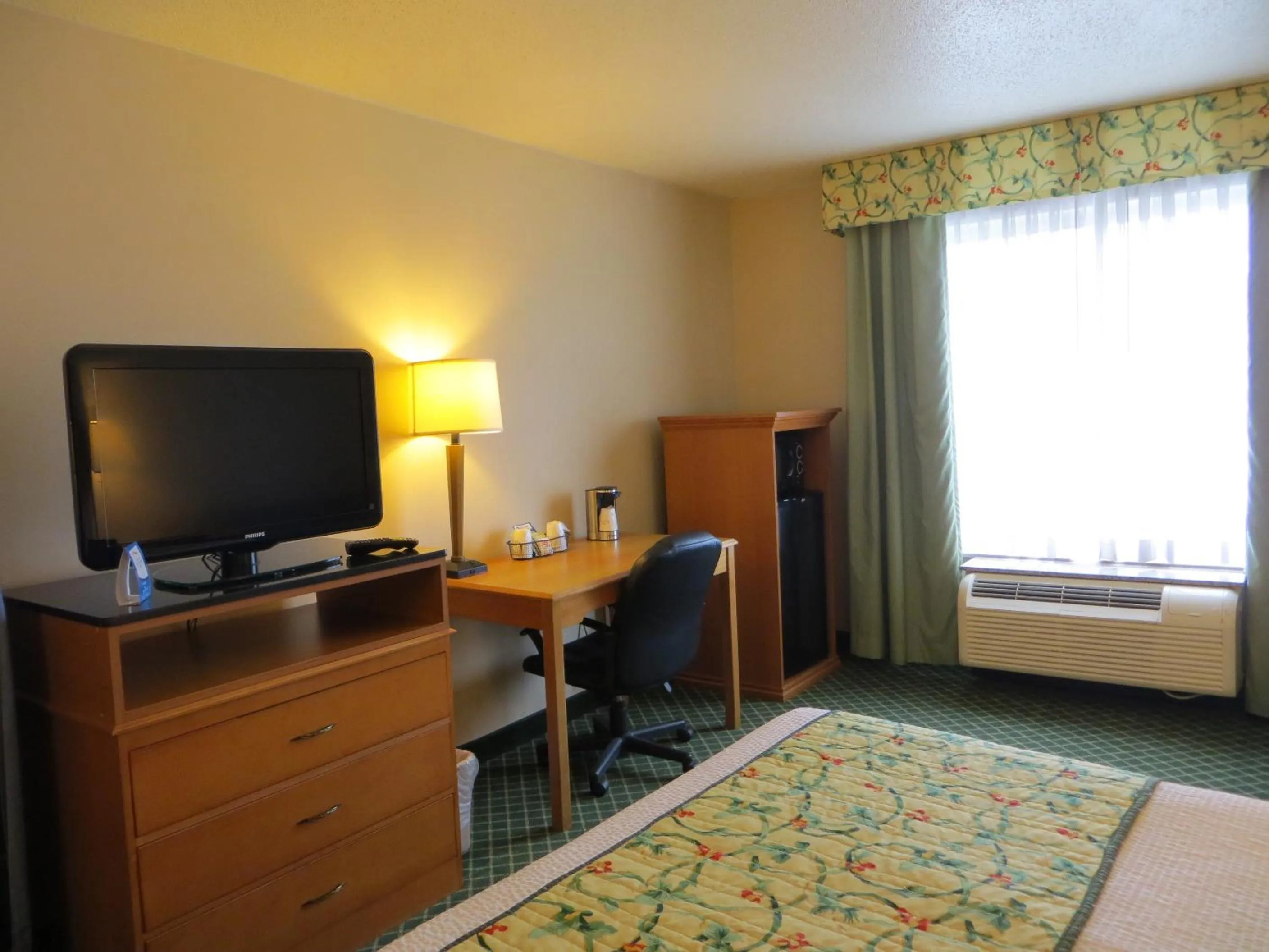 TV and multimedia in Staywell Inn