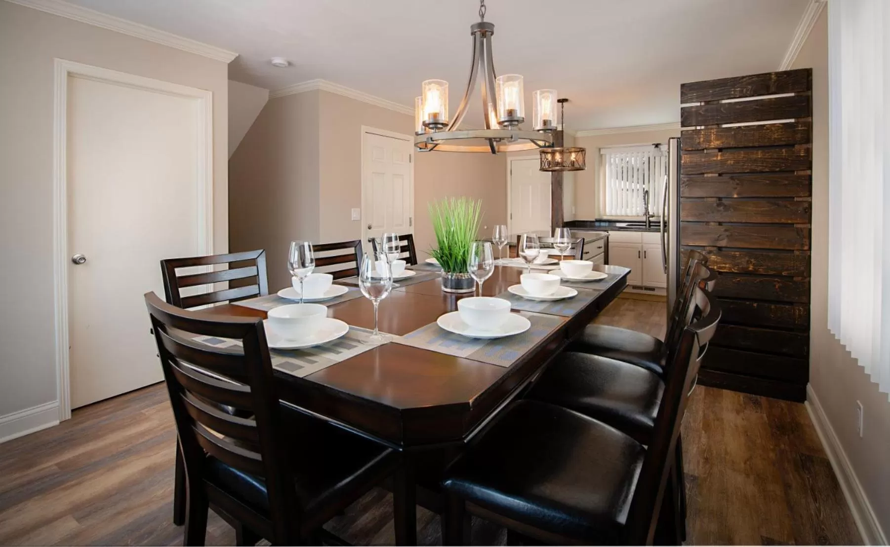 Dining area in The VUE Boutique Hotel & Boathouse