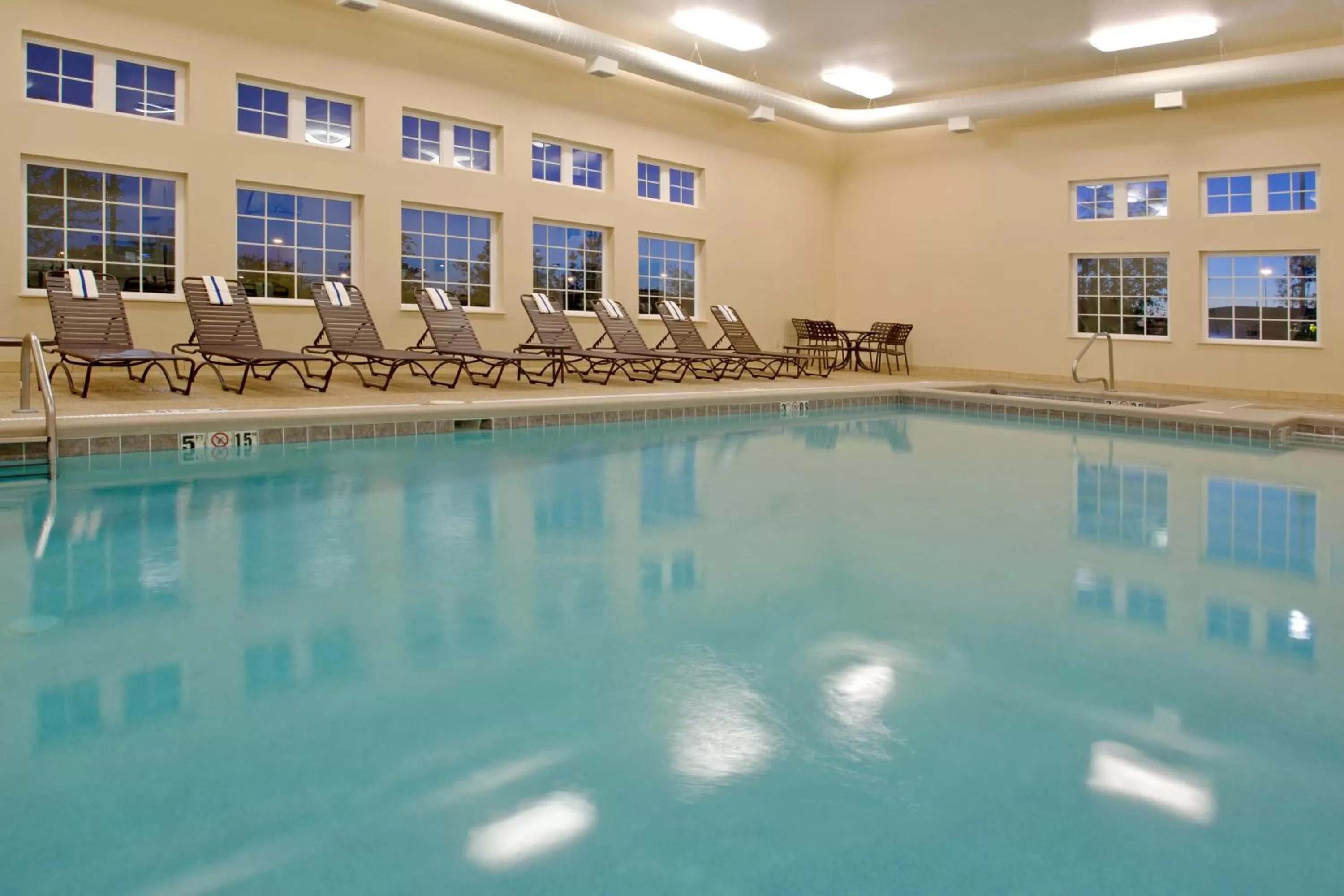 Swimming pool in Candlewood Suites Polaris by IHG