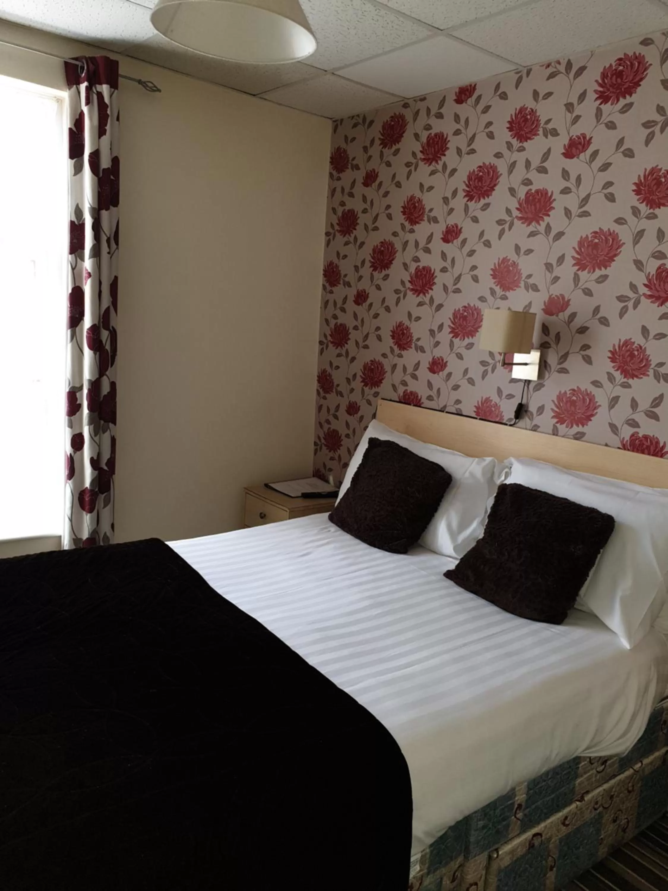 Bed in The Montclair