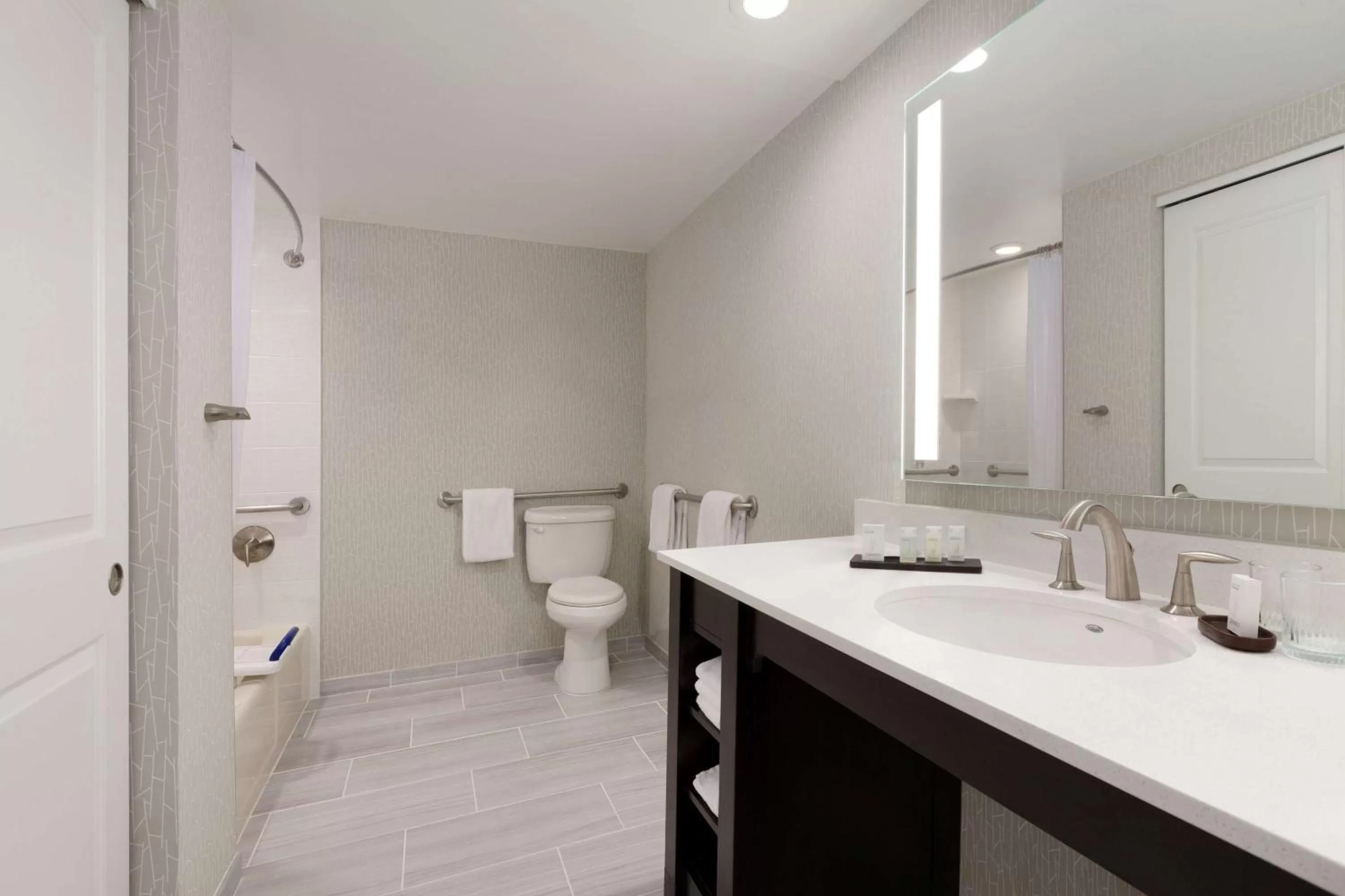 Bathroom in Embassy Suites by Hilton Irvine Orange County Airport