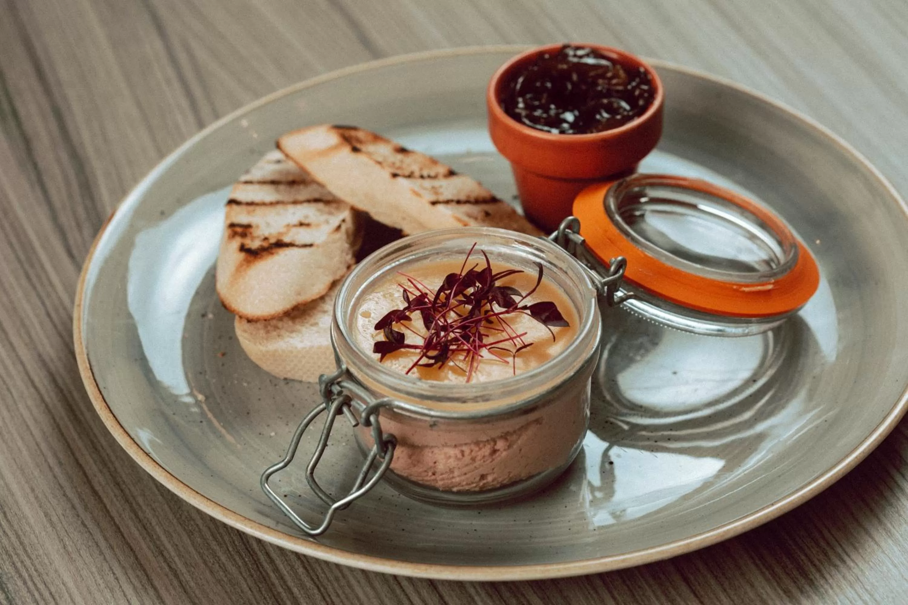 Restaurant/places to eat in Holiday Inn Newcastle Gosforth Park by IHG