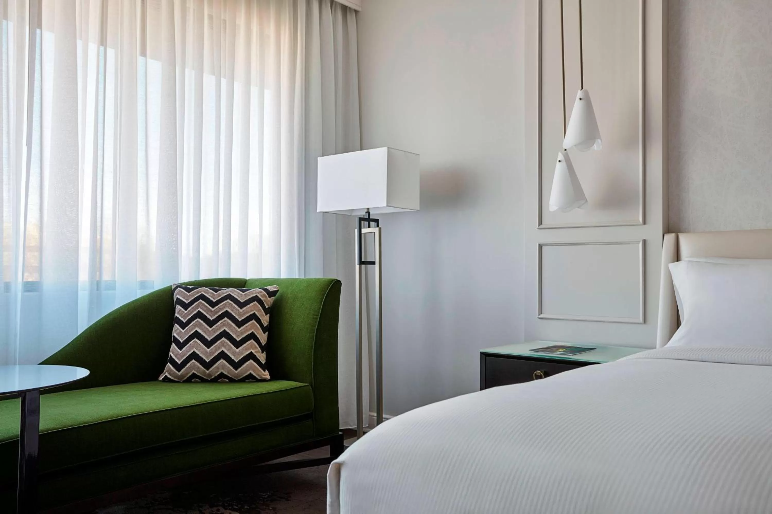 Photo of the whole room, Bed in Charlotte Marriott SouthPark