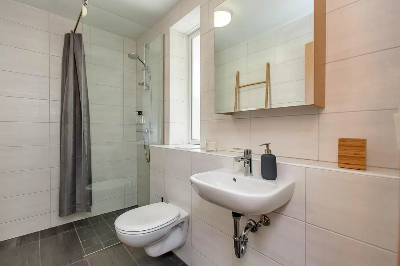 Shower in Tyr Apartments by Heimaleiga