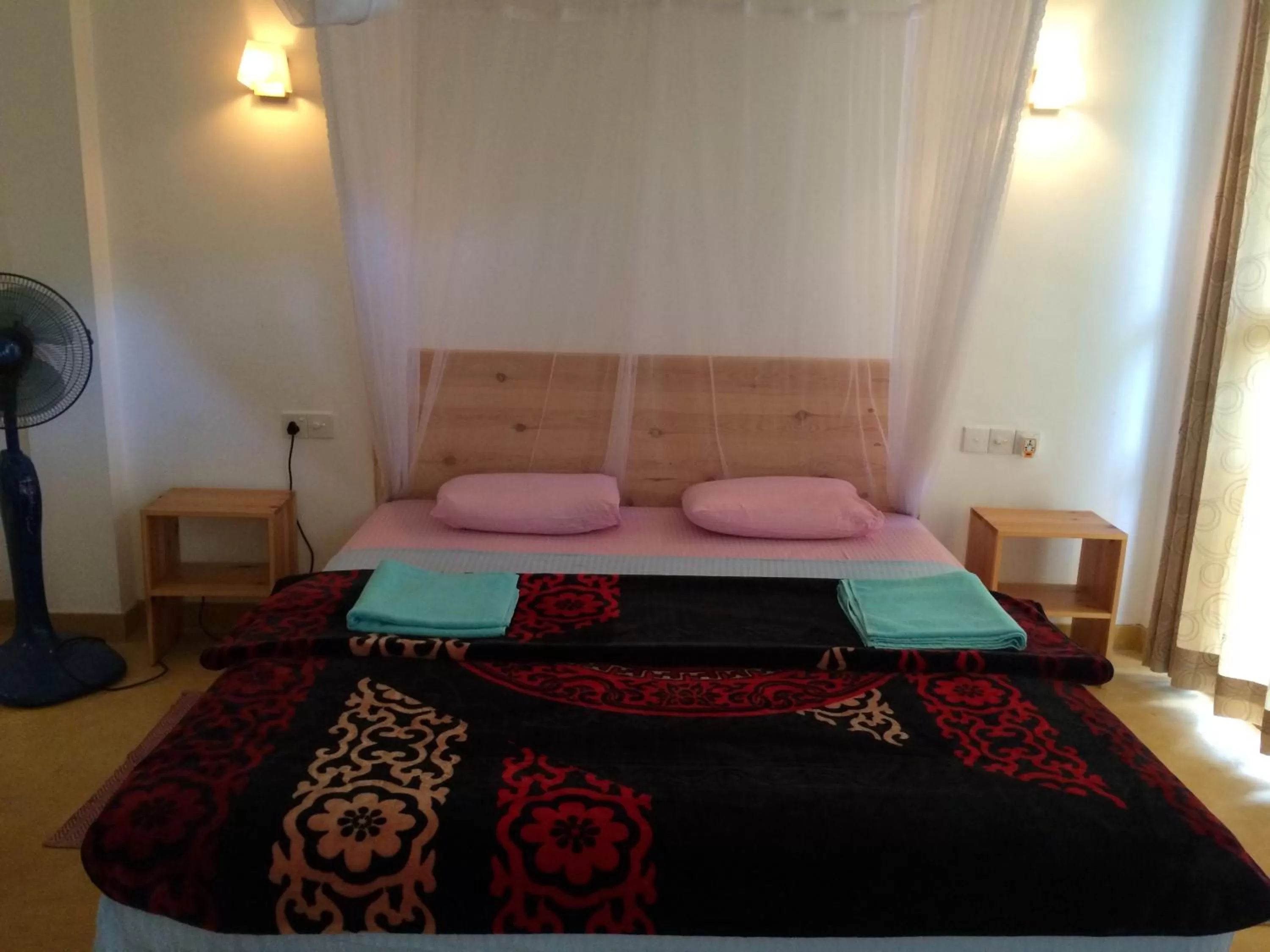 Bedroom, Bed in Raveena Guest House