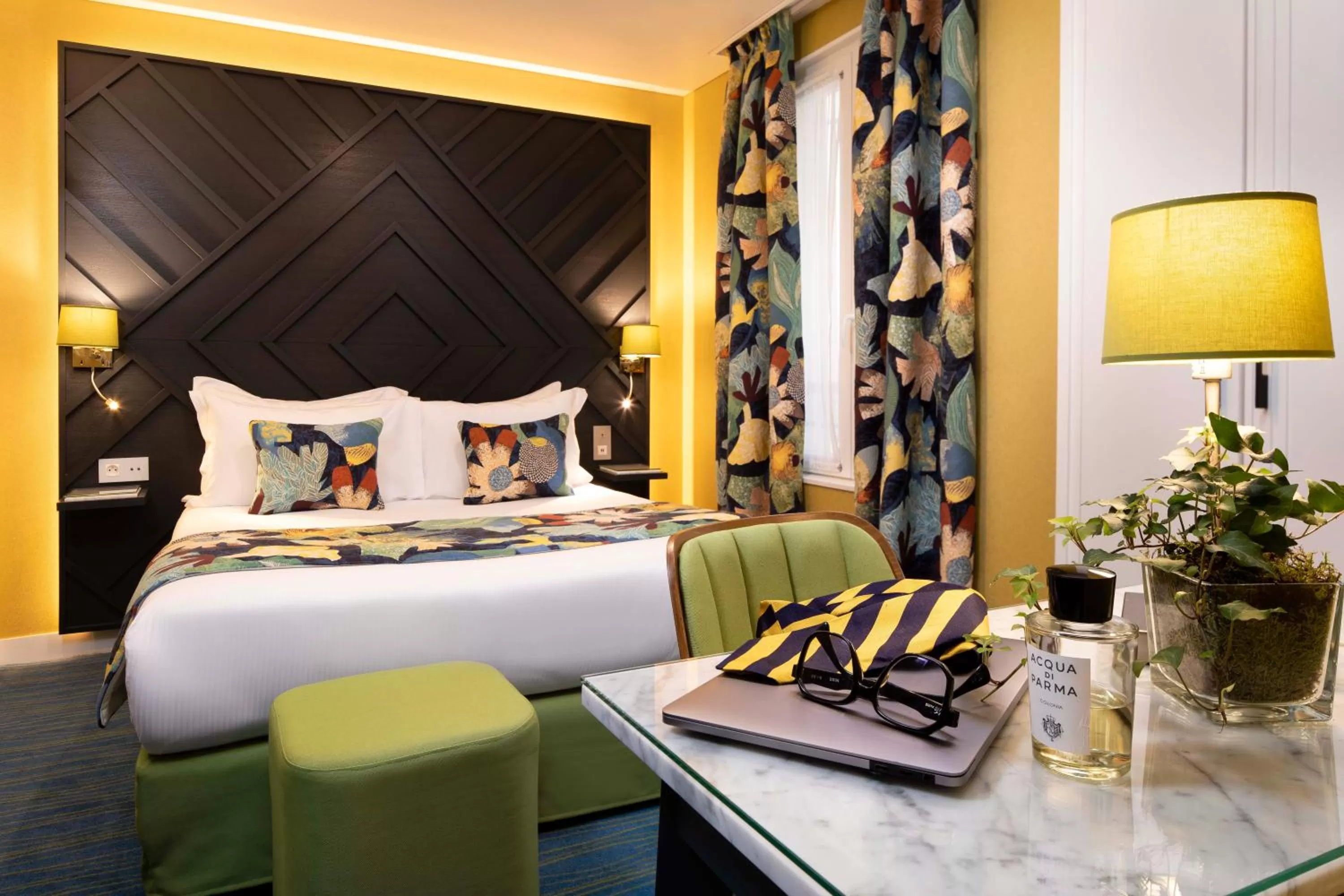 Bedroom, Bed in Hôtel des Arts Montmartre