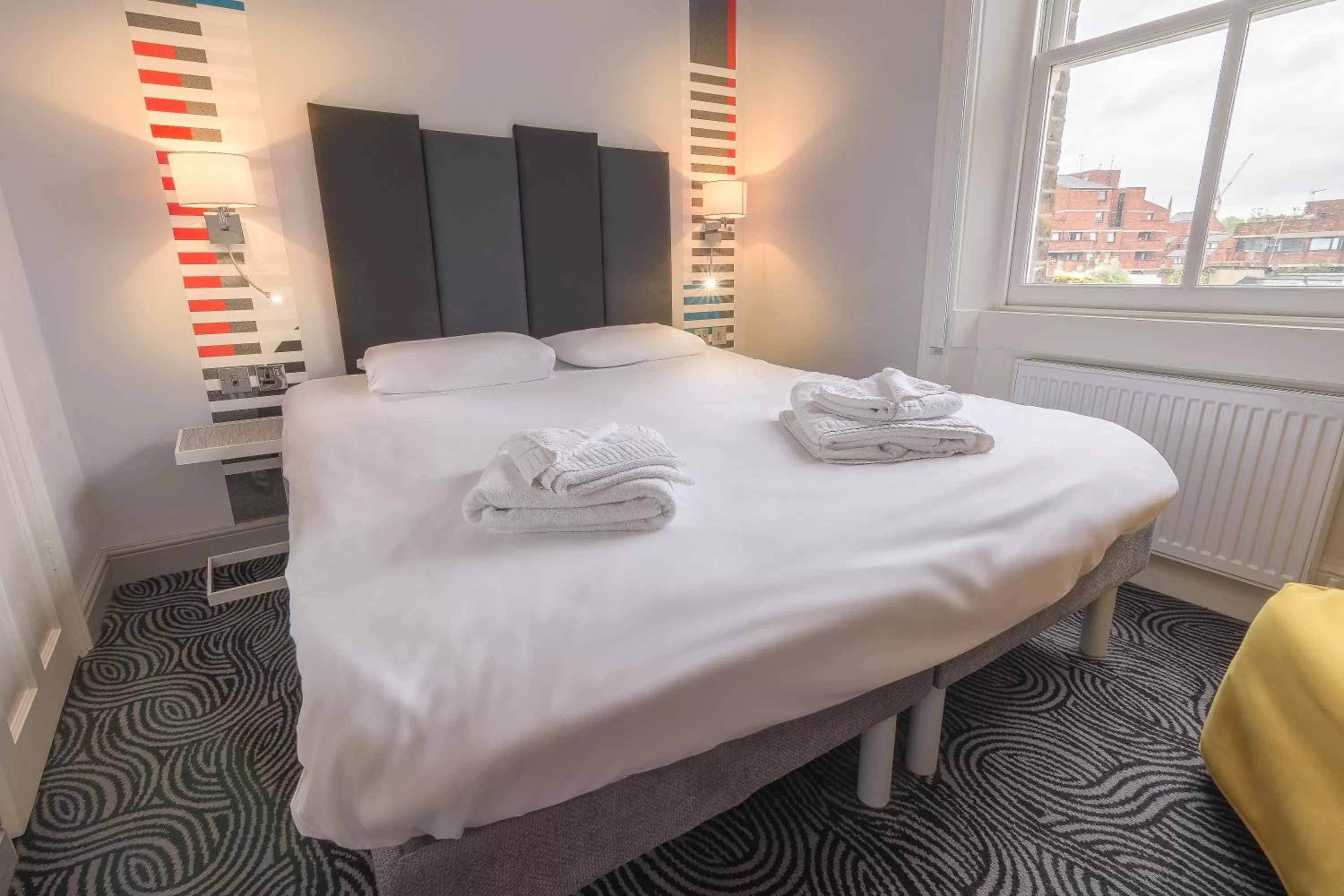 Bed in Victoria Inn London