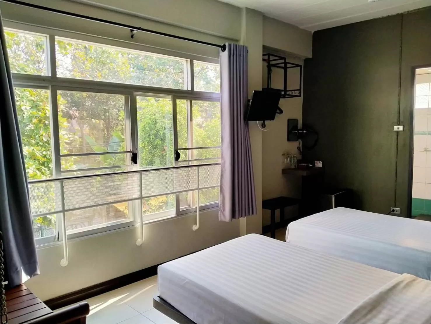 Property building, Bed in BBhouse Rambuttri 2