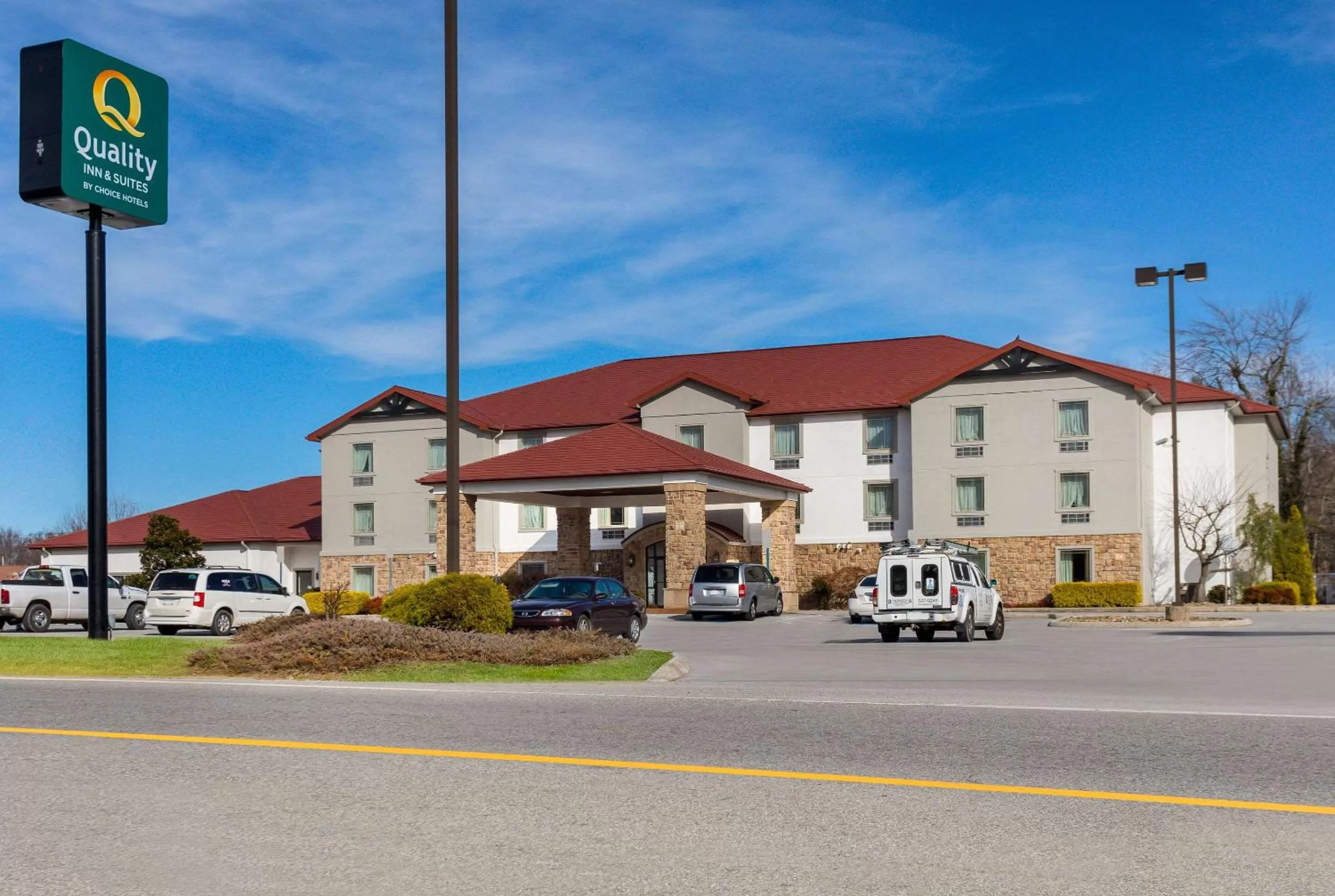 Quality Inn & Suites Monterey I-40
