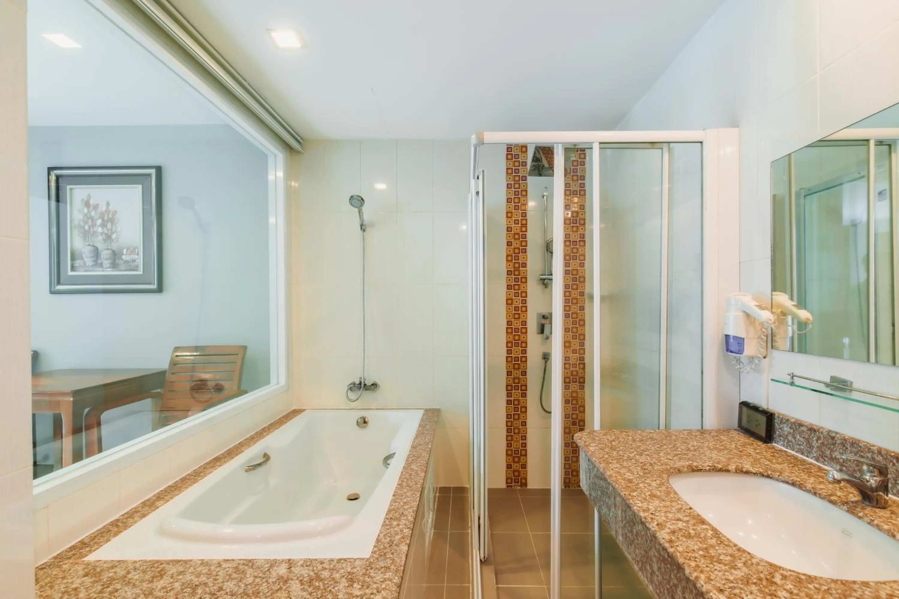 Shower in Elite Suites Patong
