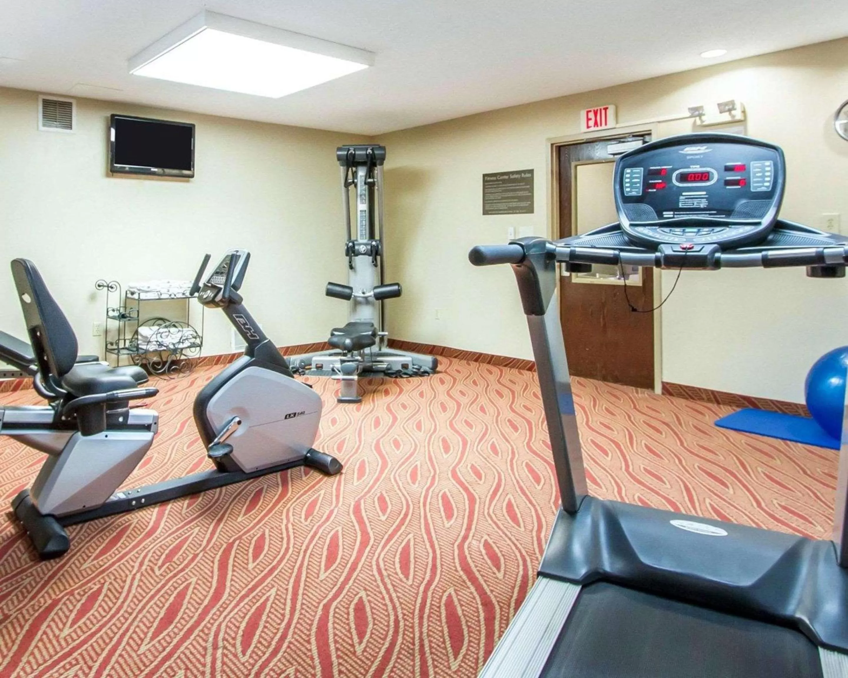 Fitness centre/facilities in Comfort Inn Poplar Bluff North