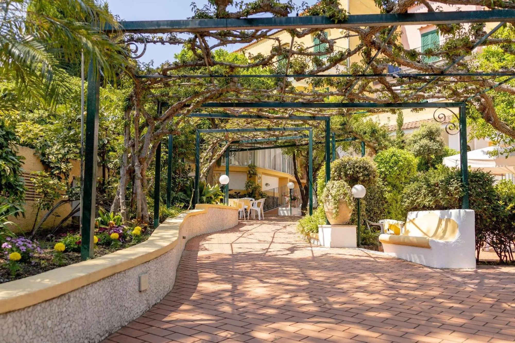 Patio in Hotel Royal Terme